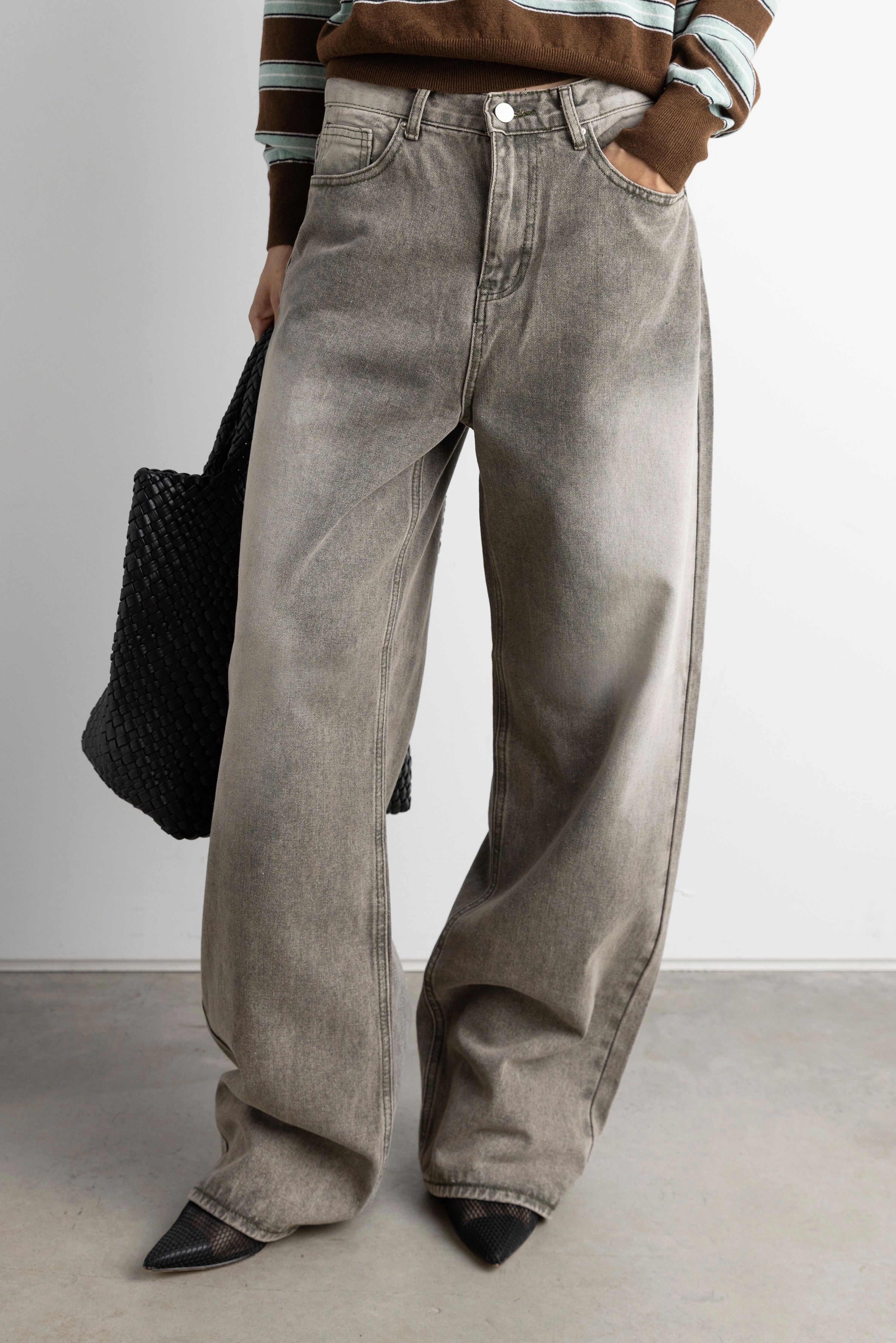 HiddenPockets Packable Fit 31" VINTAGE WASHED REGULAR DENIM JEAN