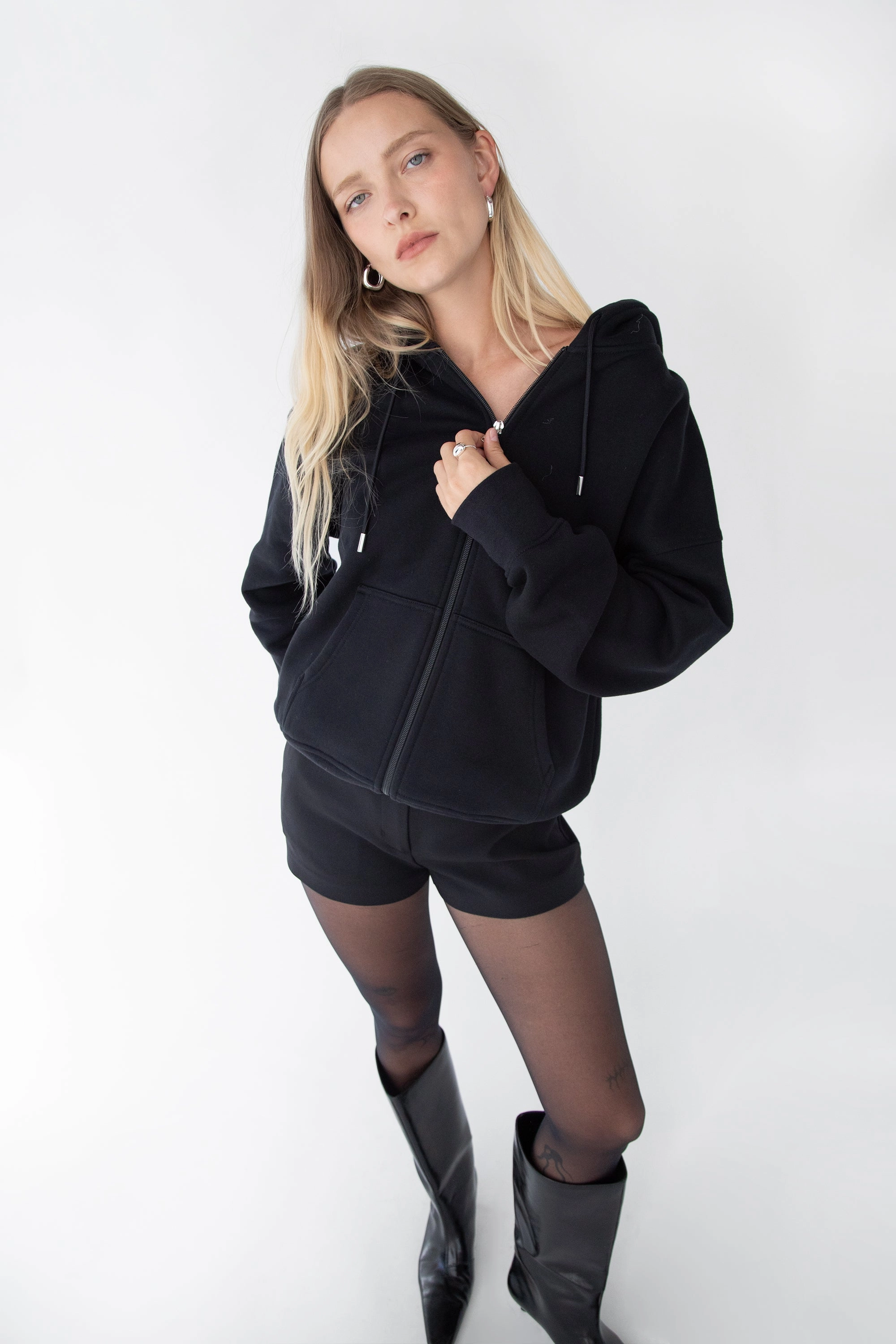 MICRO SHORT Comfy Feel Light Stretch Design