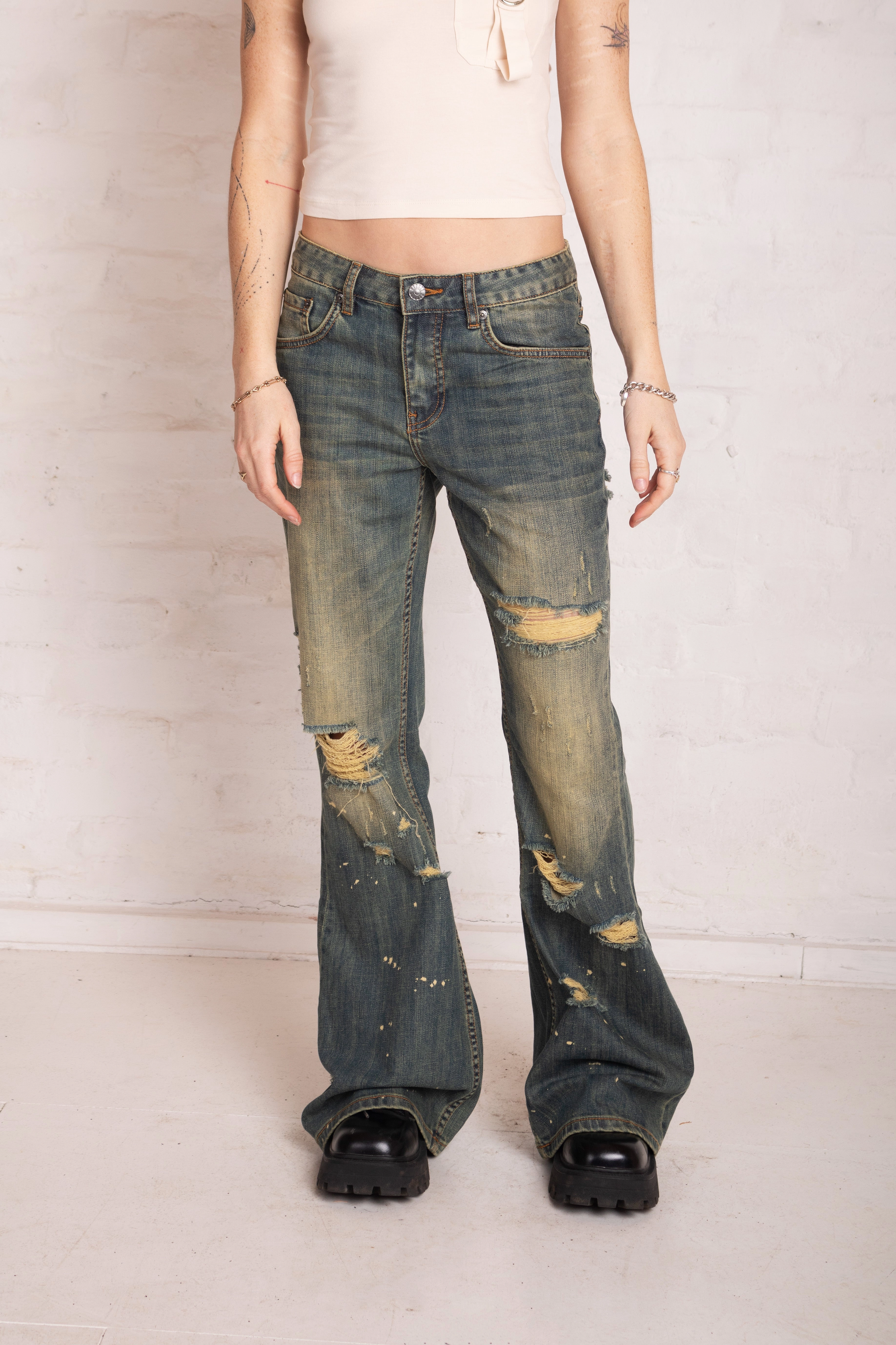 Alexa Distressed Bootcut Jeans Customizable length Timeless Fashion