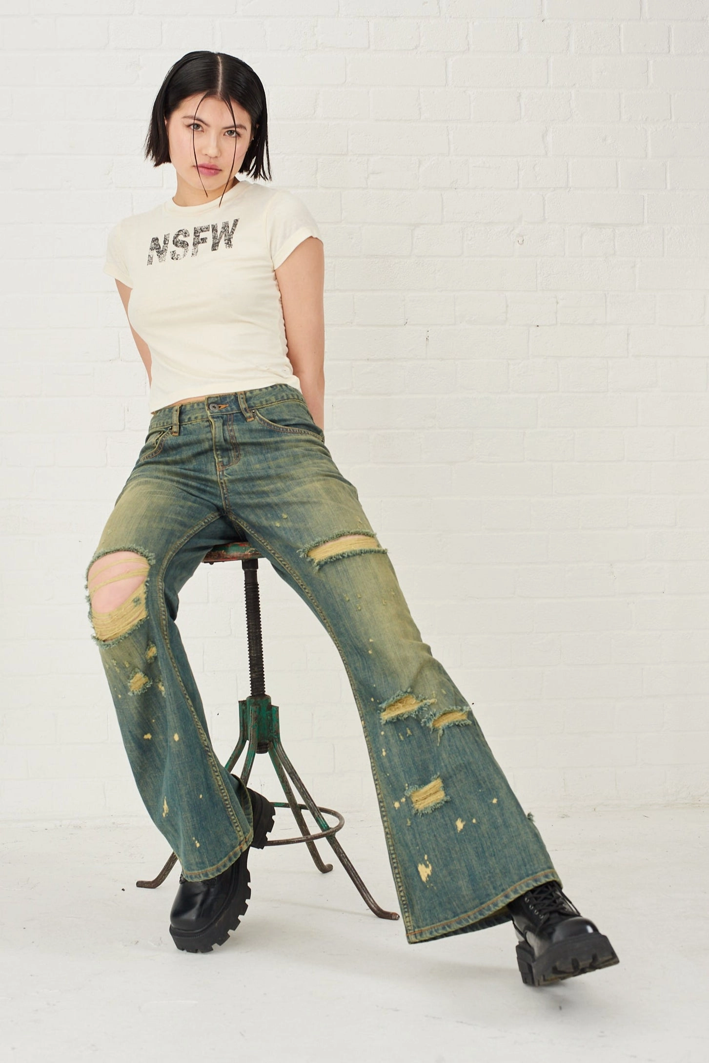 Fit And Easy Alexa Distressed Bootcut Jeans