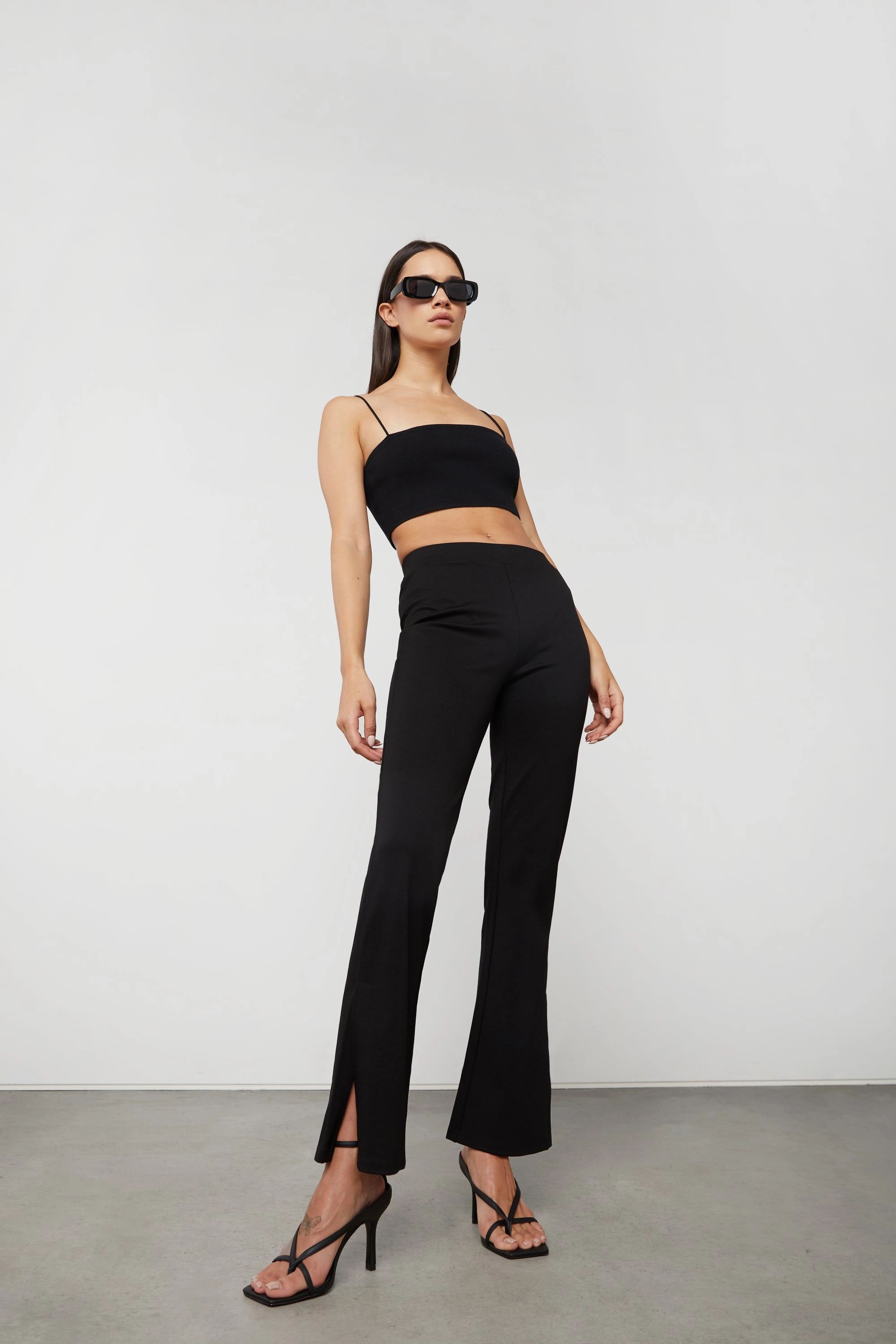 SIDE SPLIT HEM PANT Layer Fit
