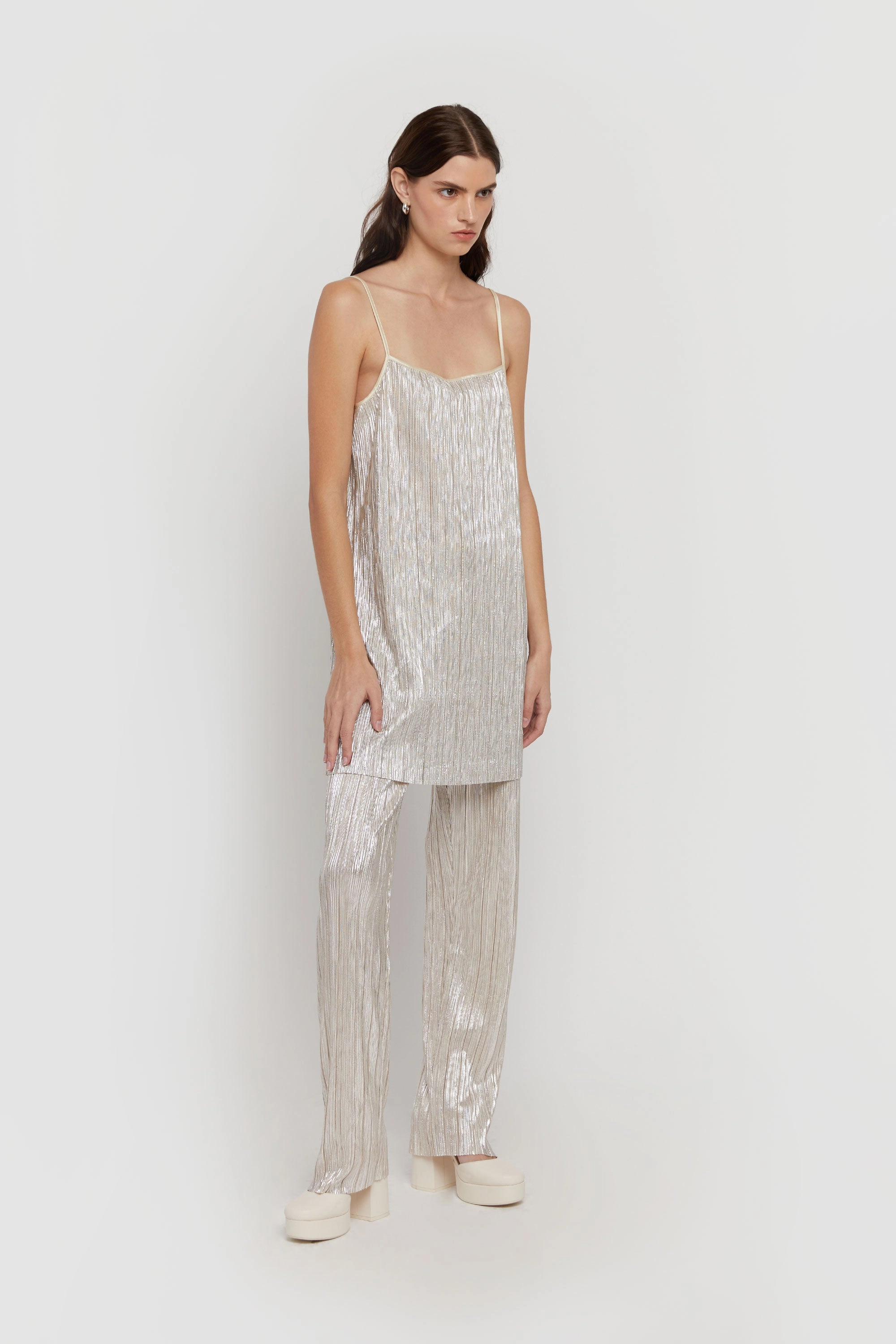 Flattering Style SPARKLY PLEATED PANT