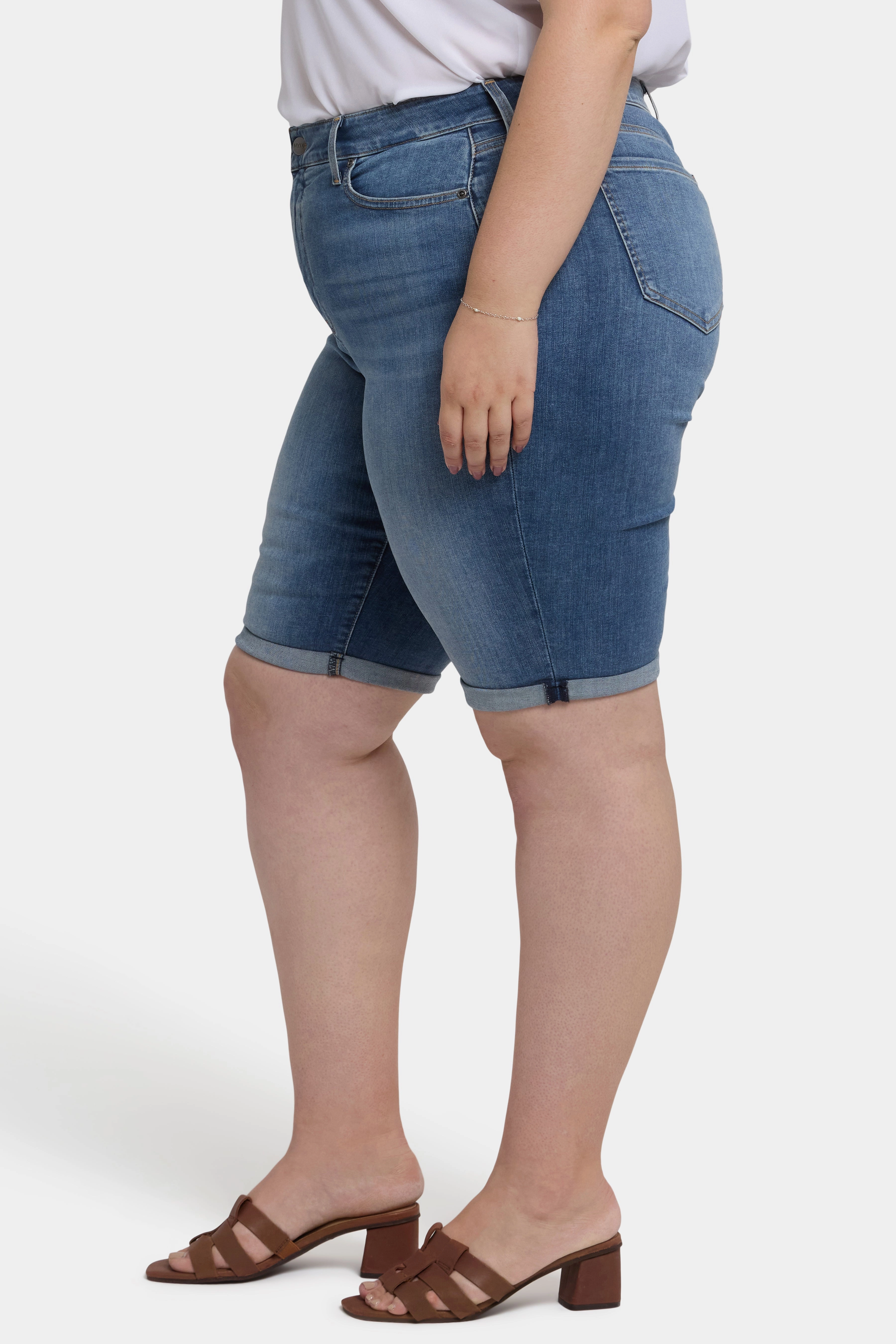 Quick Change Friendly Briella 11 Inch Denim Shorts In Plus Size - Barcelona Breeze