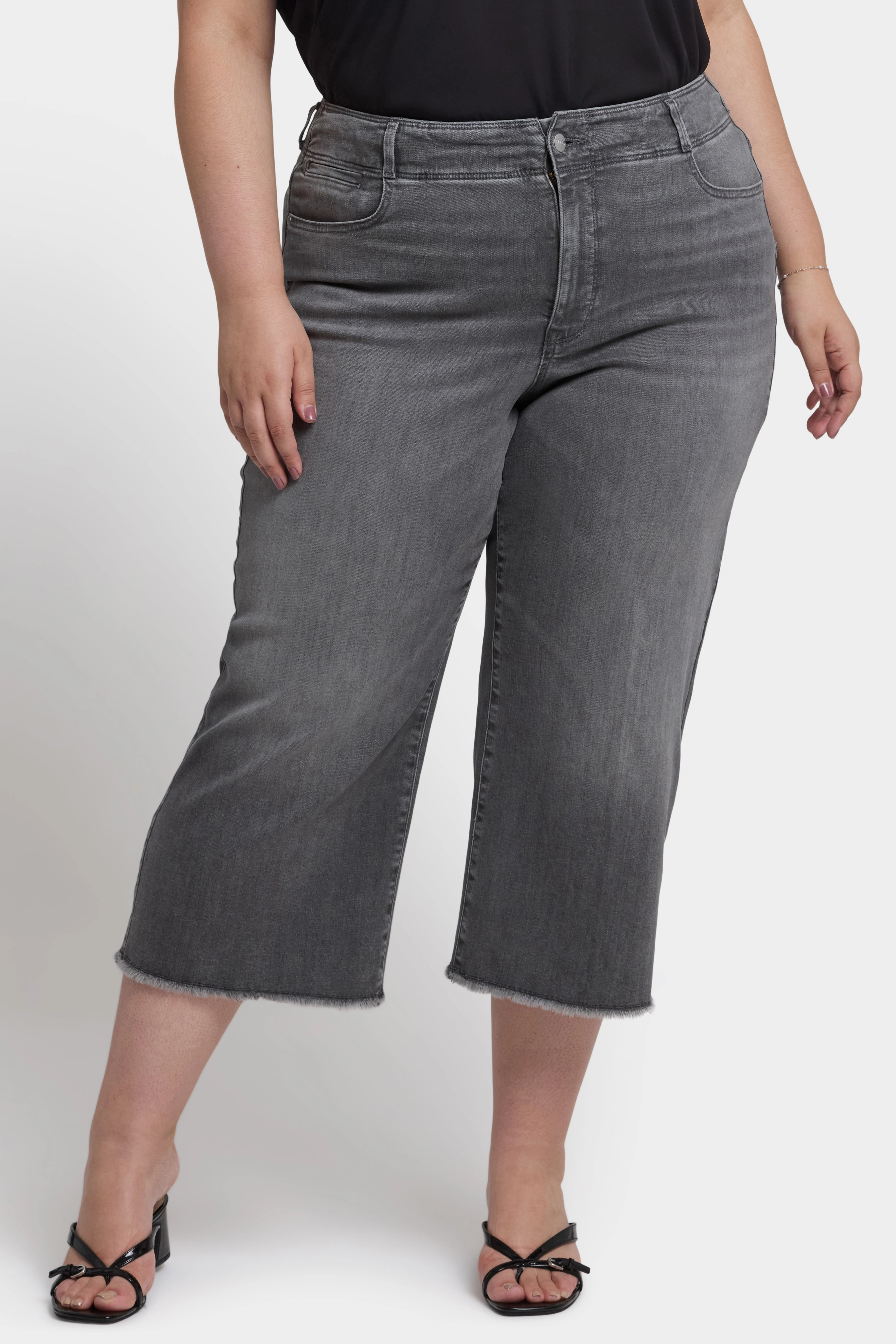 Weather Friendly Chill Comfort Brigitte Wide Leg Capri Jeans In Plus Size - Frontera Bluffs