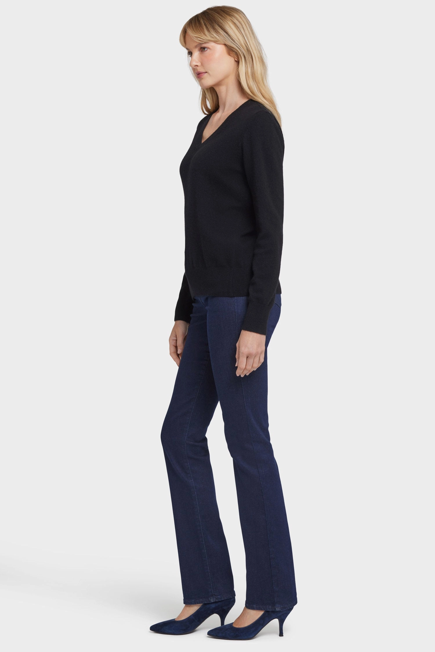 Cashmere Classic V-Neck Sweater - Black Active Flex