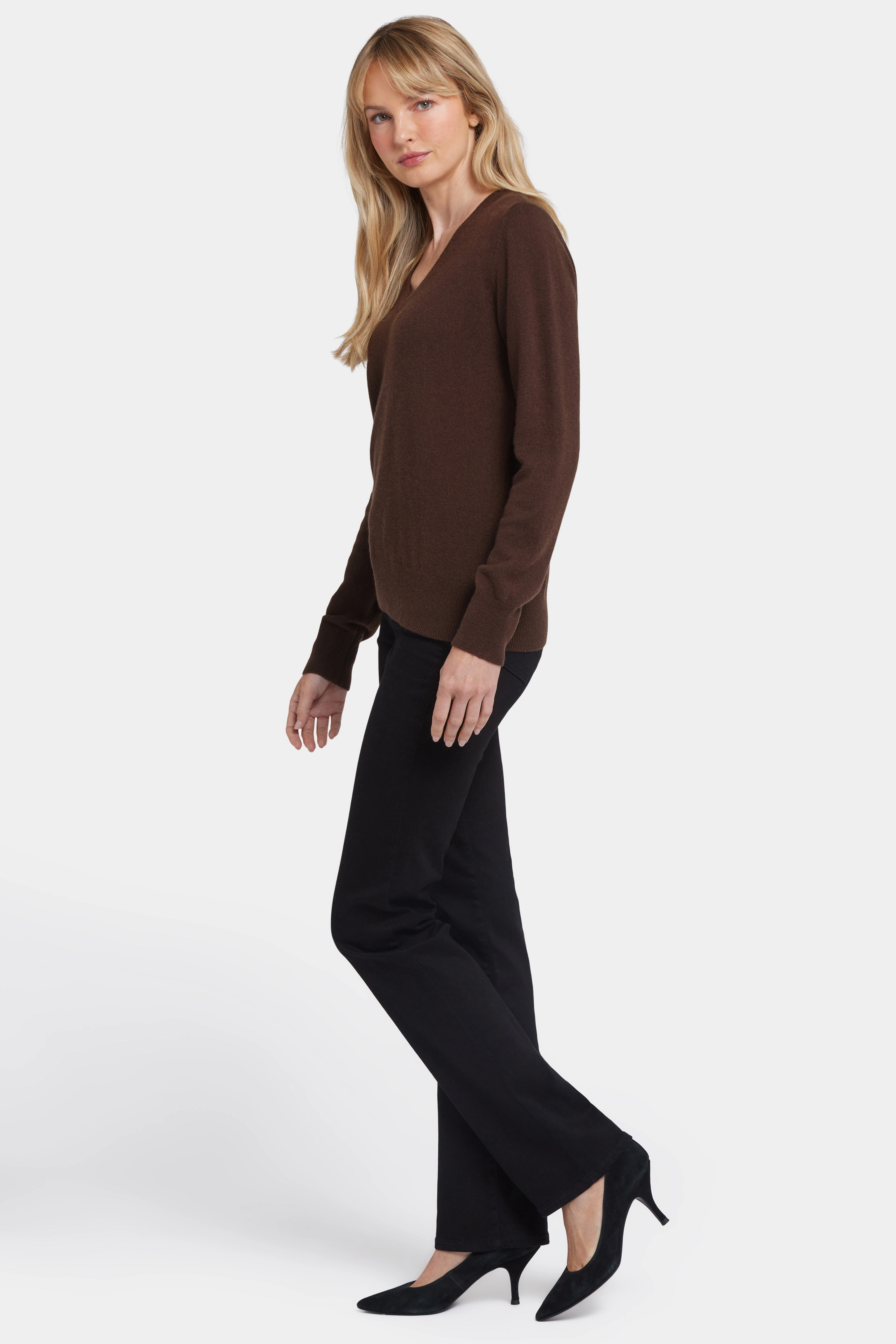 Cashmere Classic V-Neck Sweater - Brown Perfect Fit Design