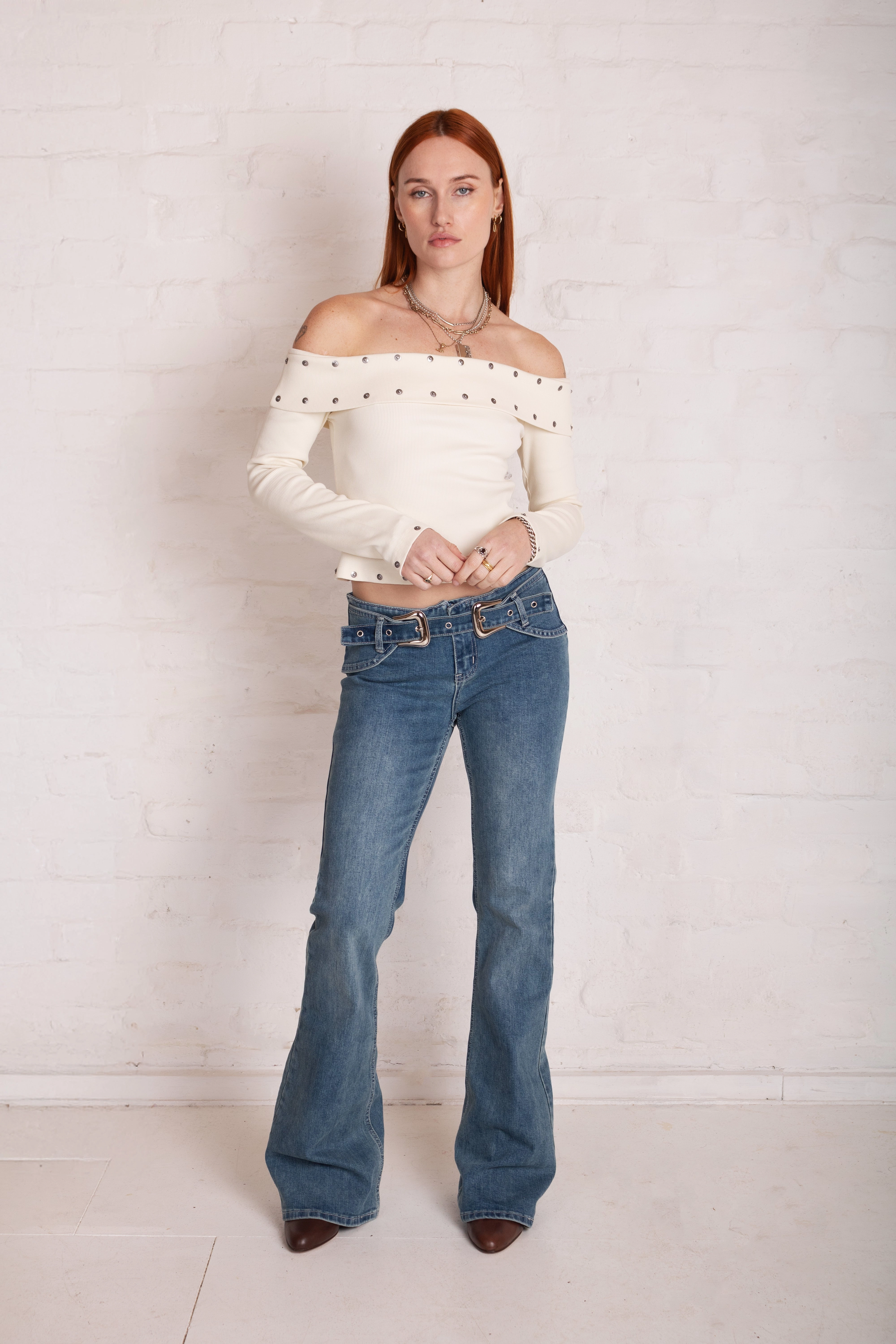 Versatile Design Premium Outdoor Enthusiast Charlie Western Buckle Flare Jeans