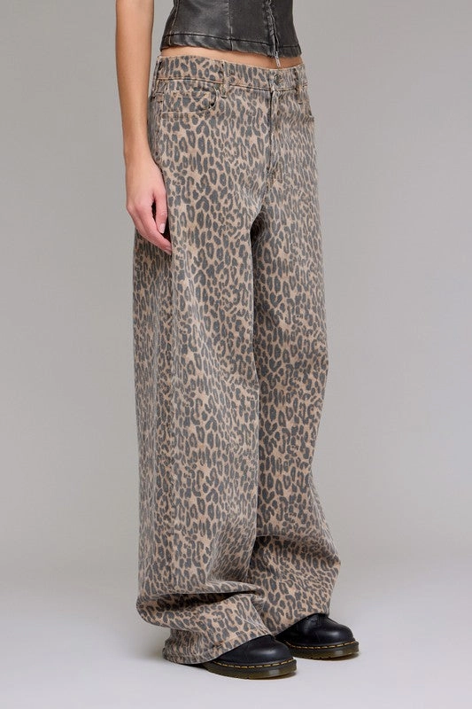 Cheetah Print Low Slung Baggy Jeans Easy Wearing Elegant Vibrant Textured
