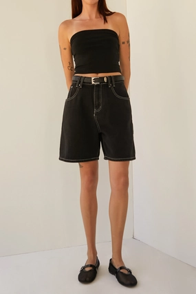 hypoallergenic material DENIM SHORTS WITH LEATHER BELT