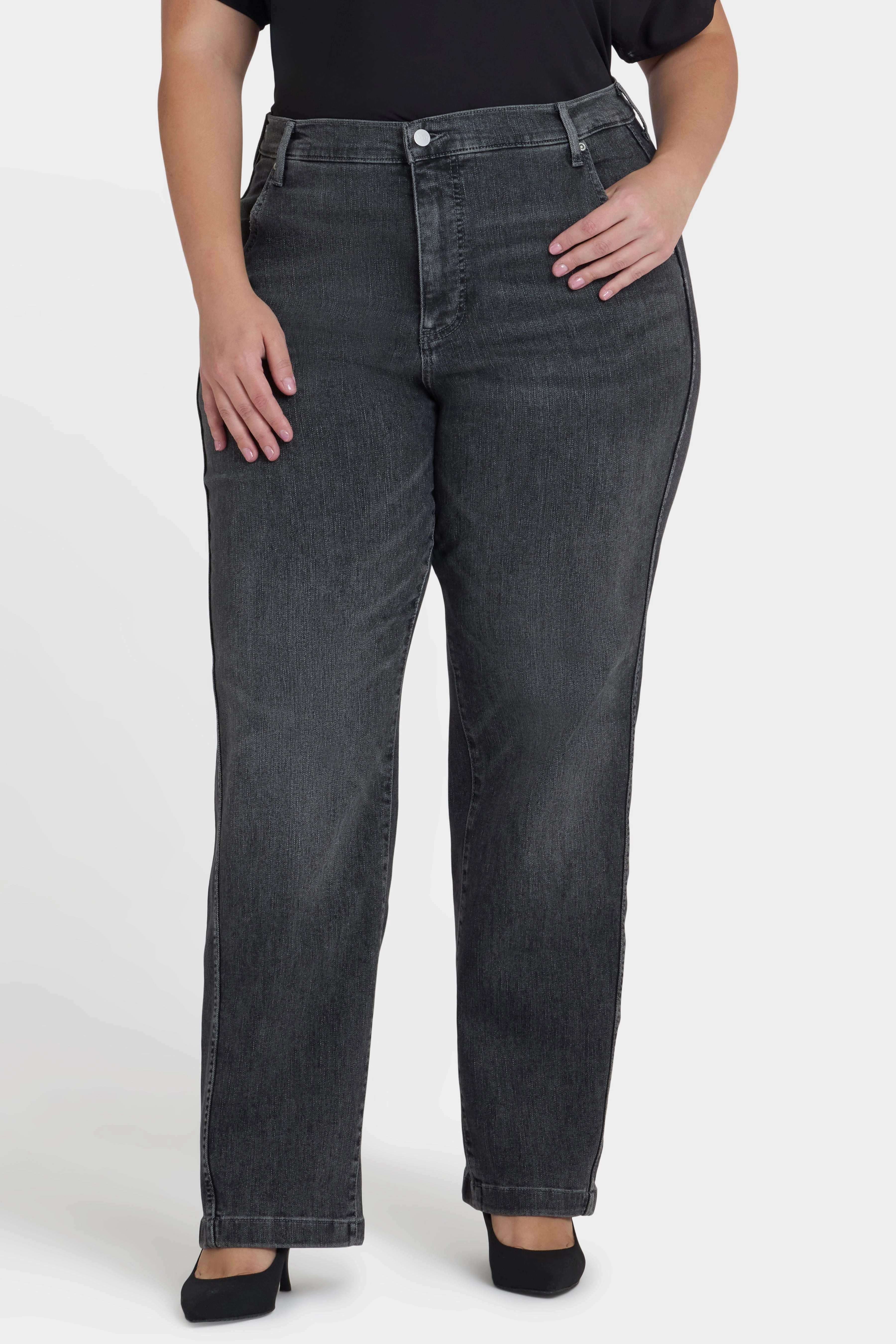 Brooke Loose Straight Jeans In Plus Size - Vintage Noir Ready to Wear