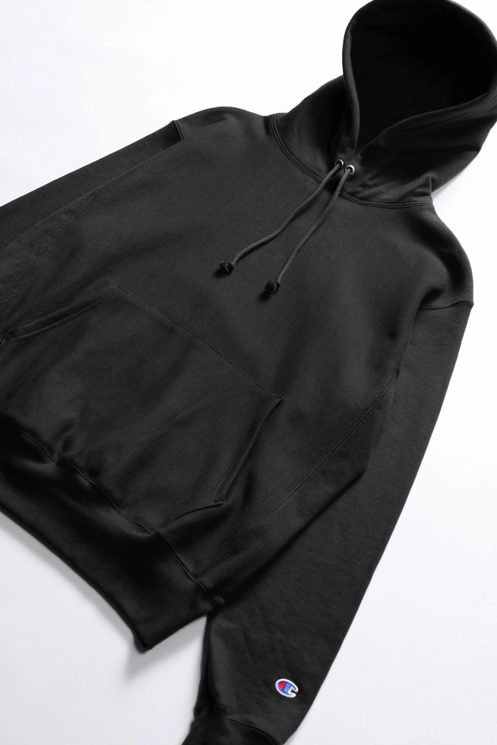 Cozy Must-Have Champion - 12oz USA Reverse Weave Hoodie - Black