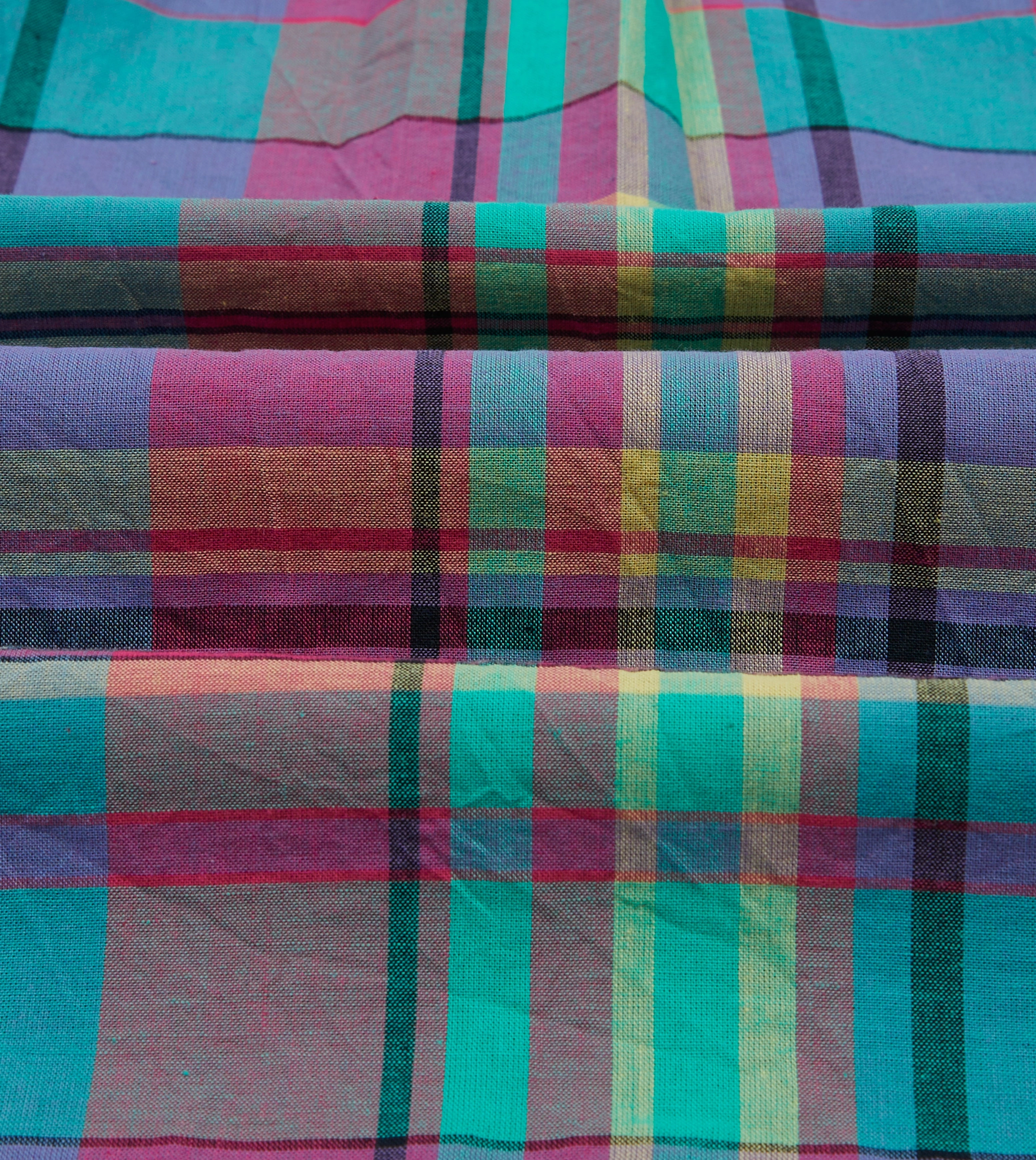 Edgy Fashion Pink and Blue Madras Check Cotton Button-Down Popover Shirt