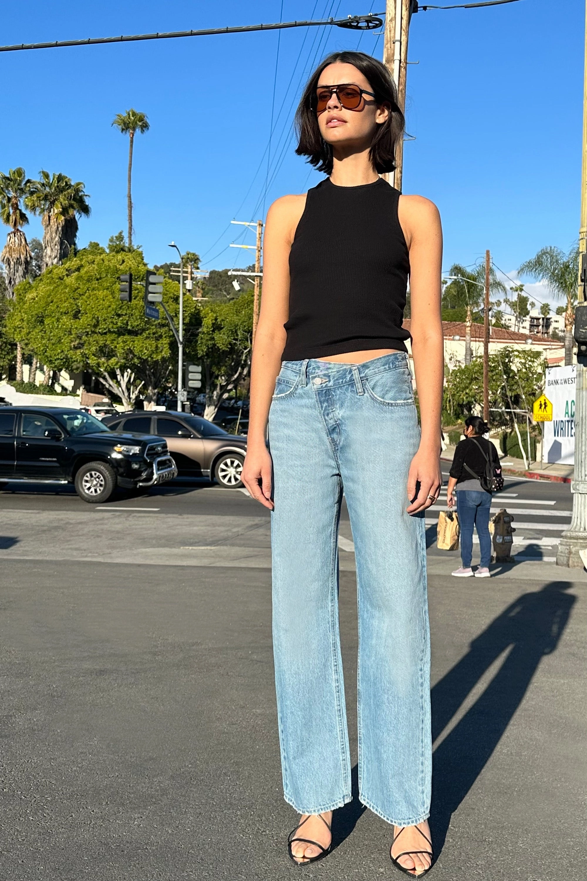 CROSSFRONT STRAIGHT LEG JEAN CompressionFitFabric Premium Quality