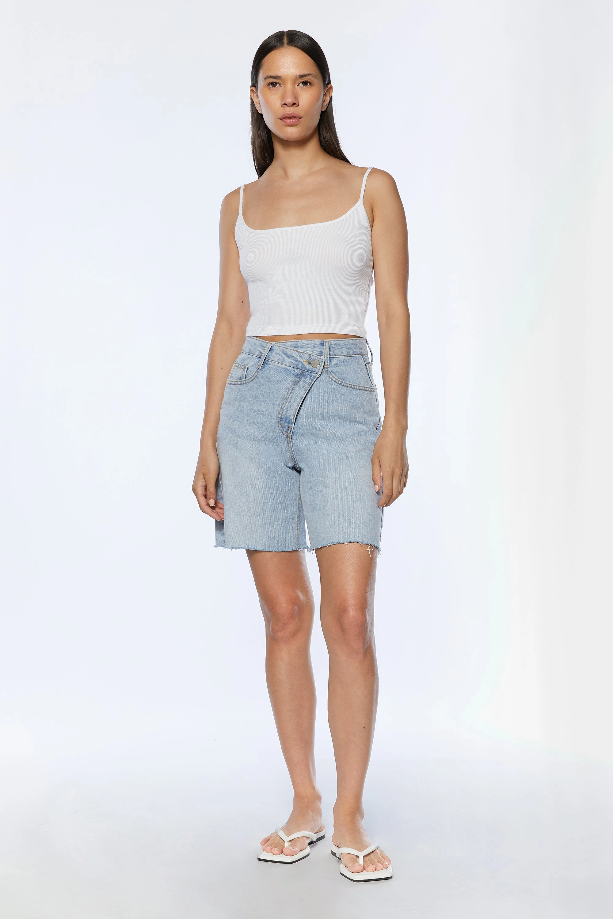 CROSSOVER JEAN SHORT Street Mood Sneakers