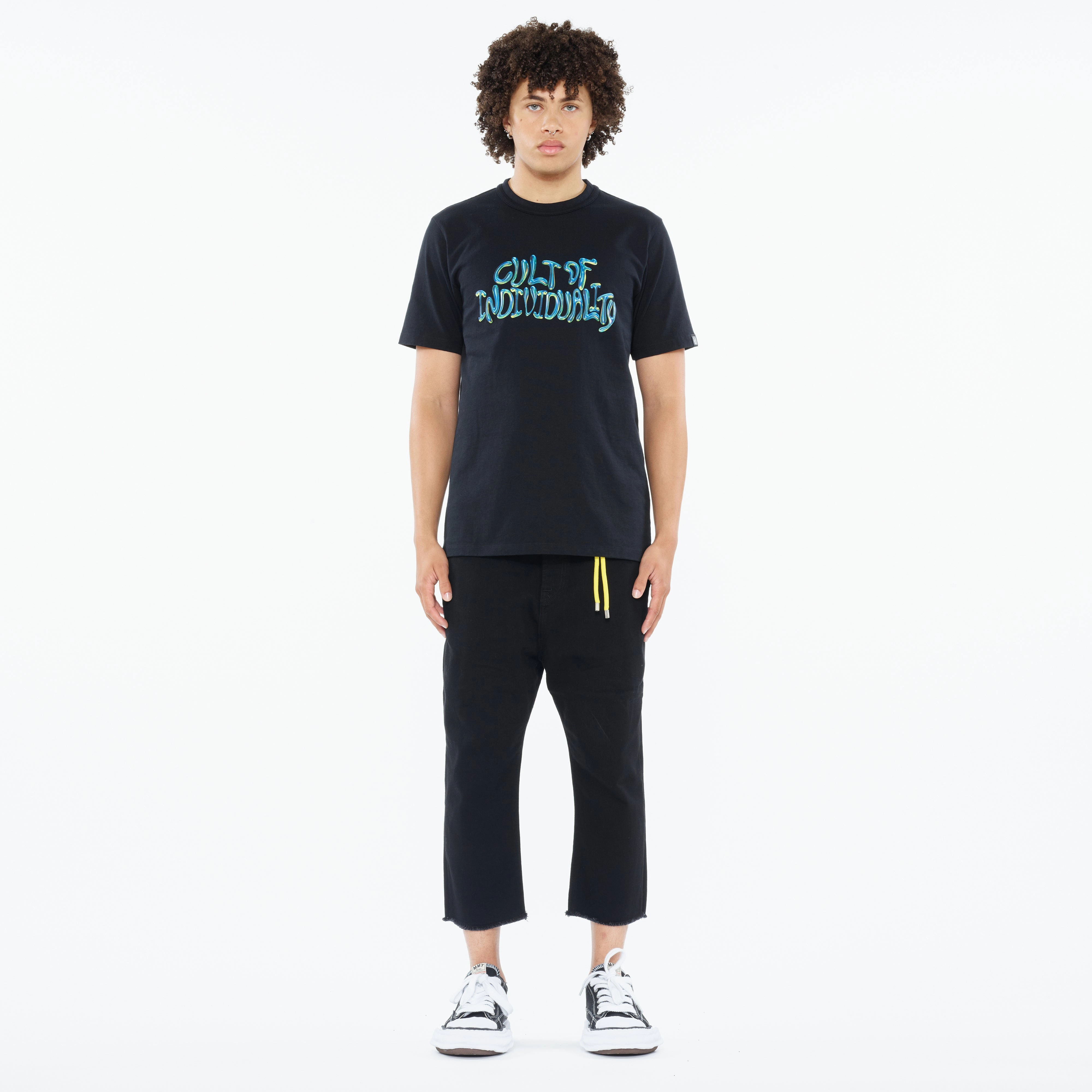 Cult's Heavyweight Short Sleeve Crew Neck Tee "Bubble Logo" in Black Unisex High-End Quality