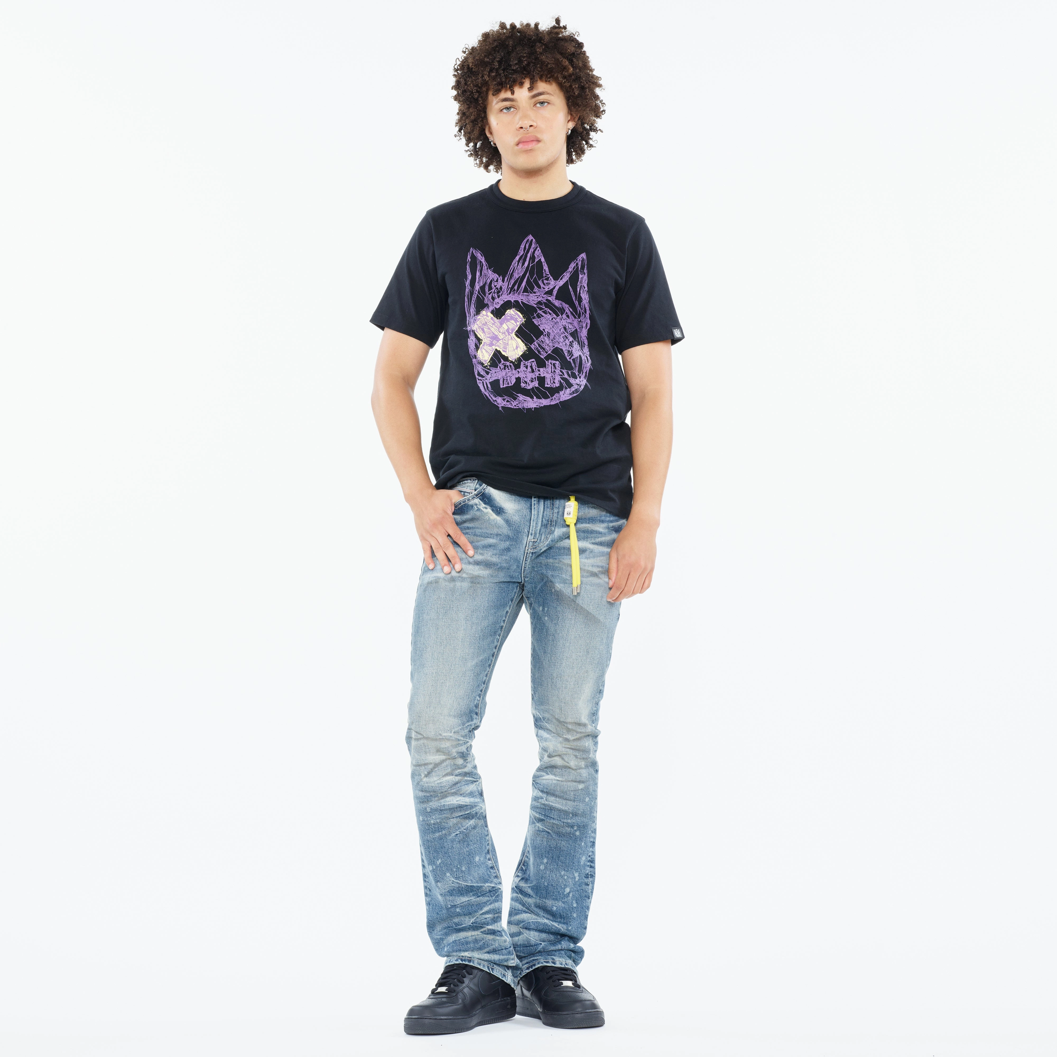 Cult's Heavyweight Short Sleeve Crew Neck Tee "Shattered Logo" in Black Camping practicality