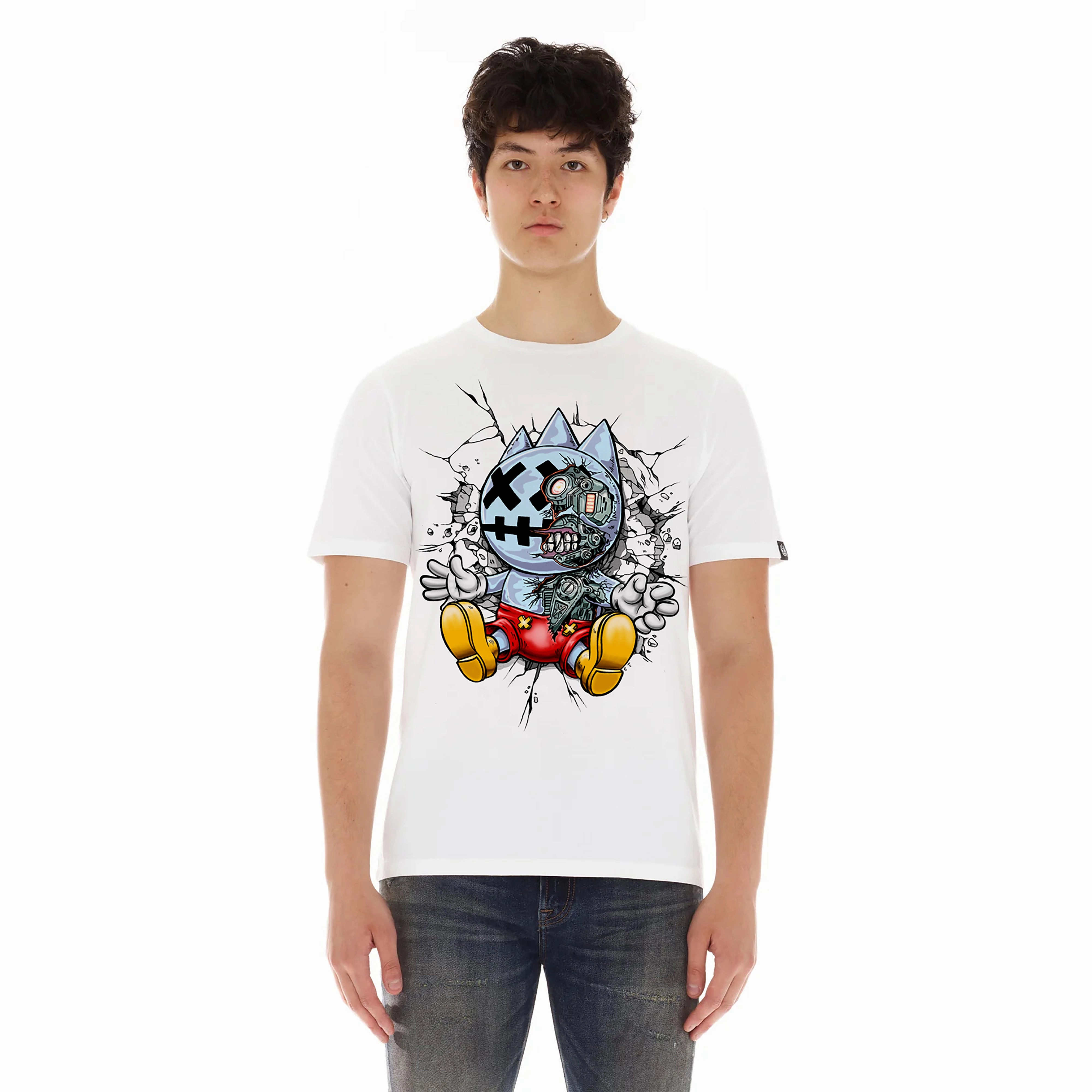 Cult's Short Sleeve Crew Neck Tee "Cult x Mickey" in White Comfy Layering