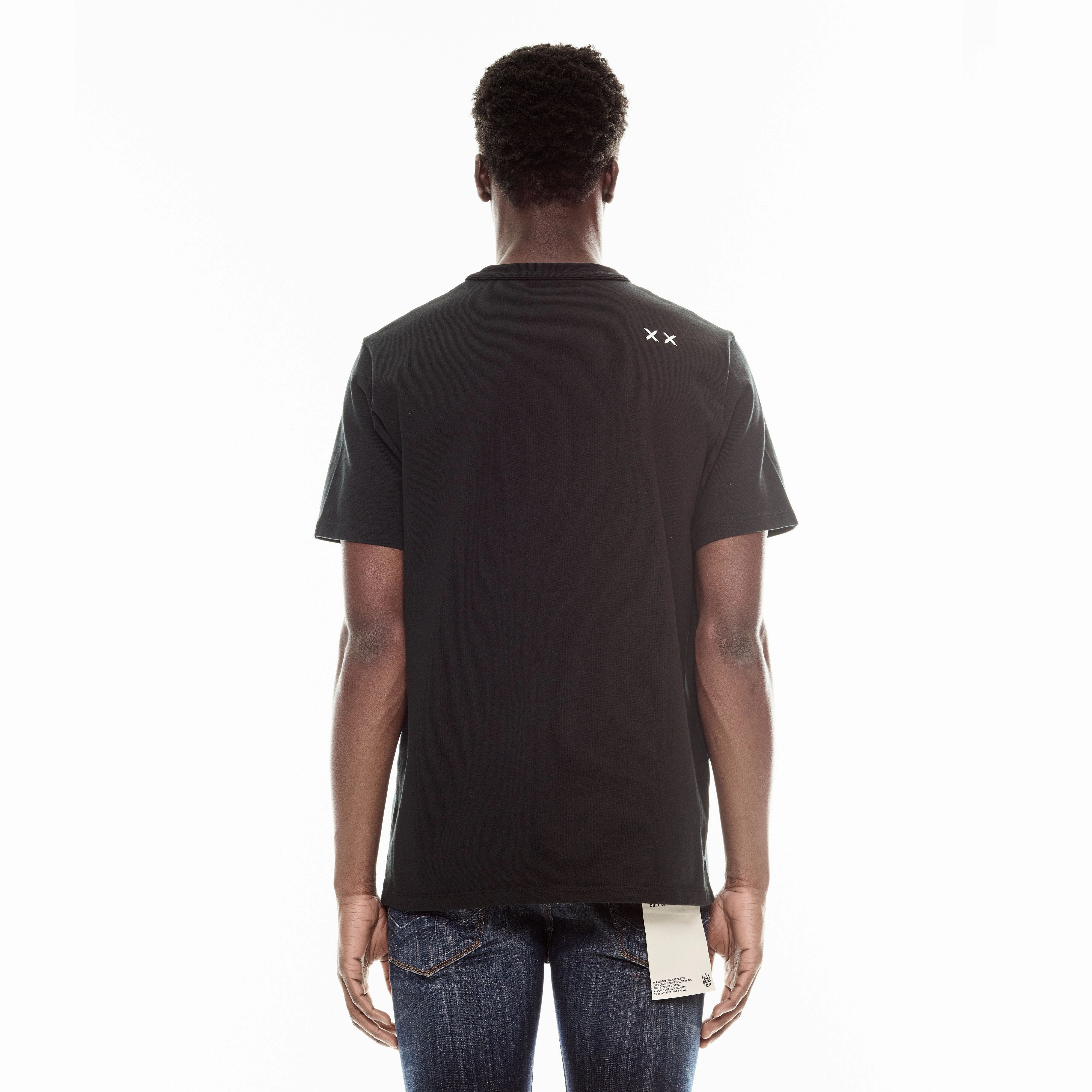 Cult's Short Sleeve Crew Neck Tee "Rolling Stoned" in Pirate Black Smart Layer Chill Vibe