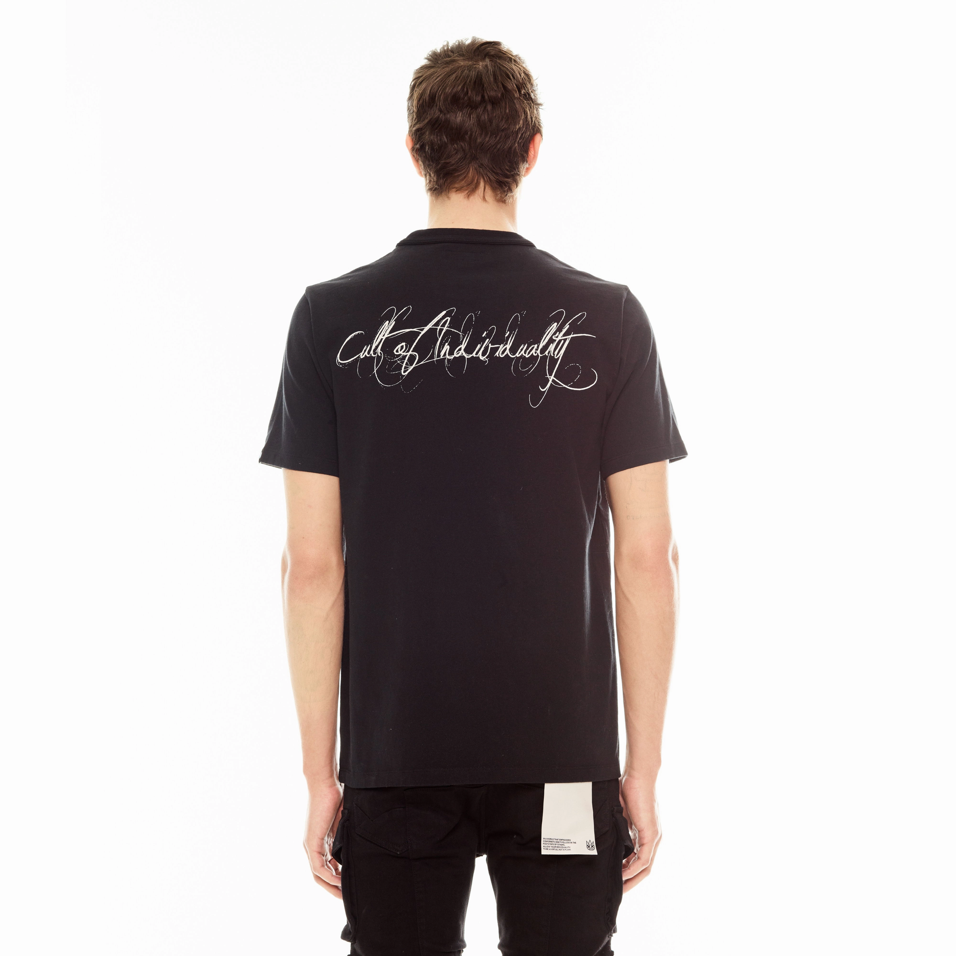 Pullover Cult's Short Sleeve Crew Neck Tee "Smoke" in Black