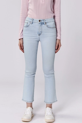 Multi Season Piece Smart Casual Modern Rainy Day Dear John Jeanne Mid Rise Cropped Flare Jeans Positano