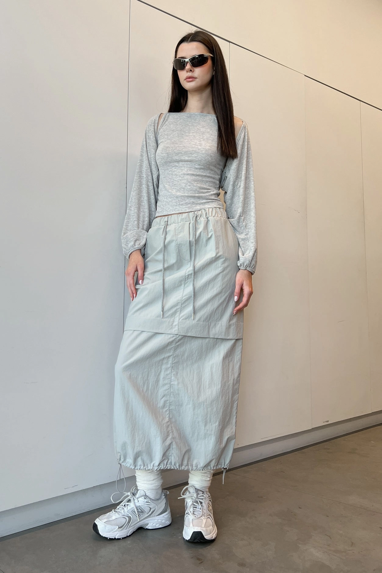 NYLON CARGO MIDI SKIRT Monochrome Outfit