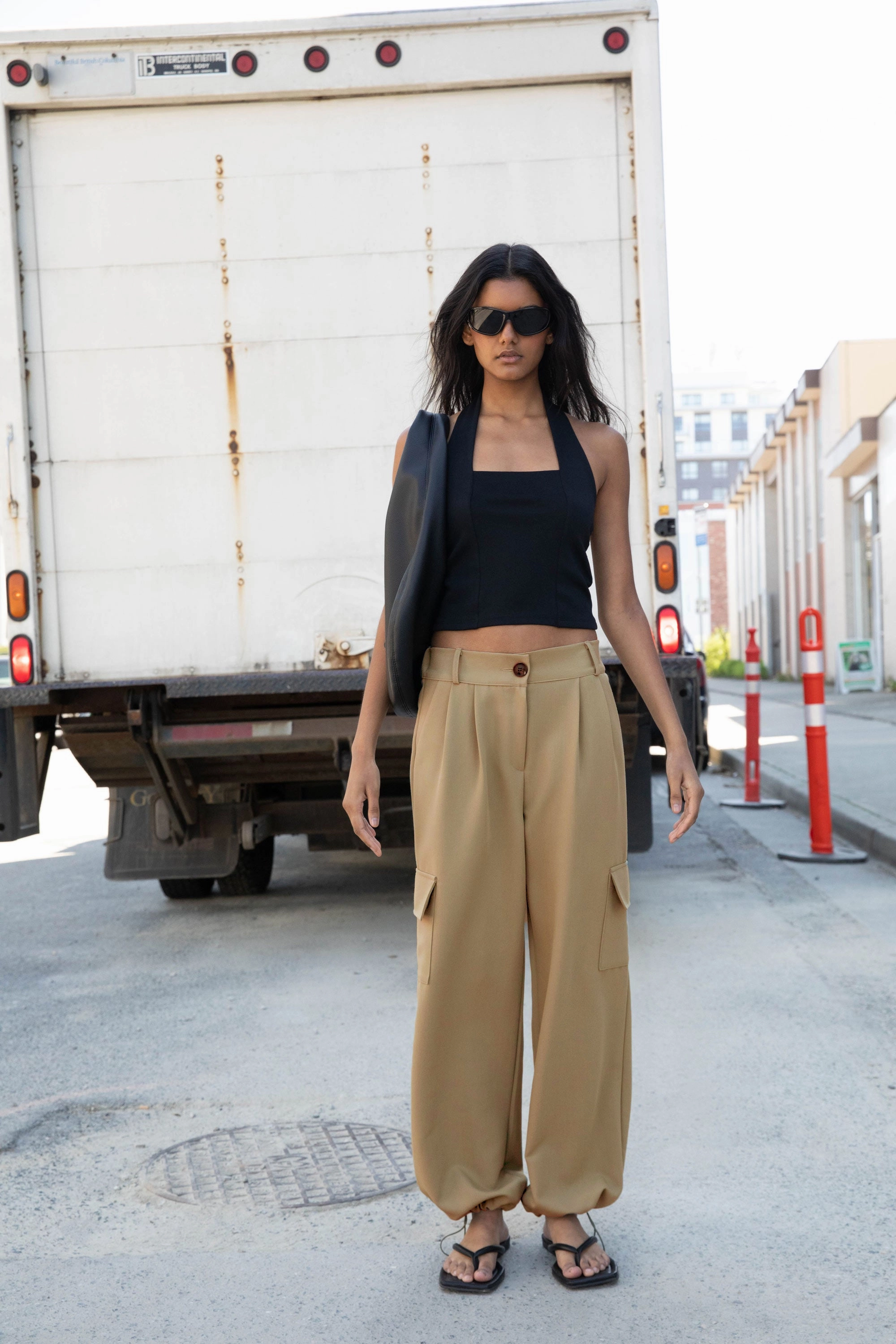 Stretch Movement CARGO TROUSER WITH ADJUSTABLE HEM