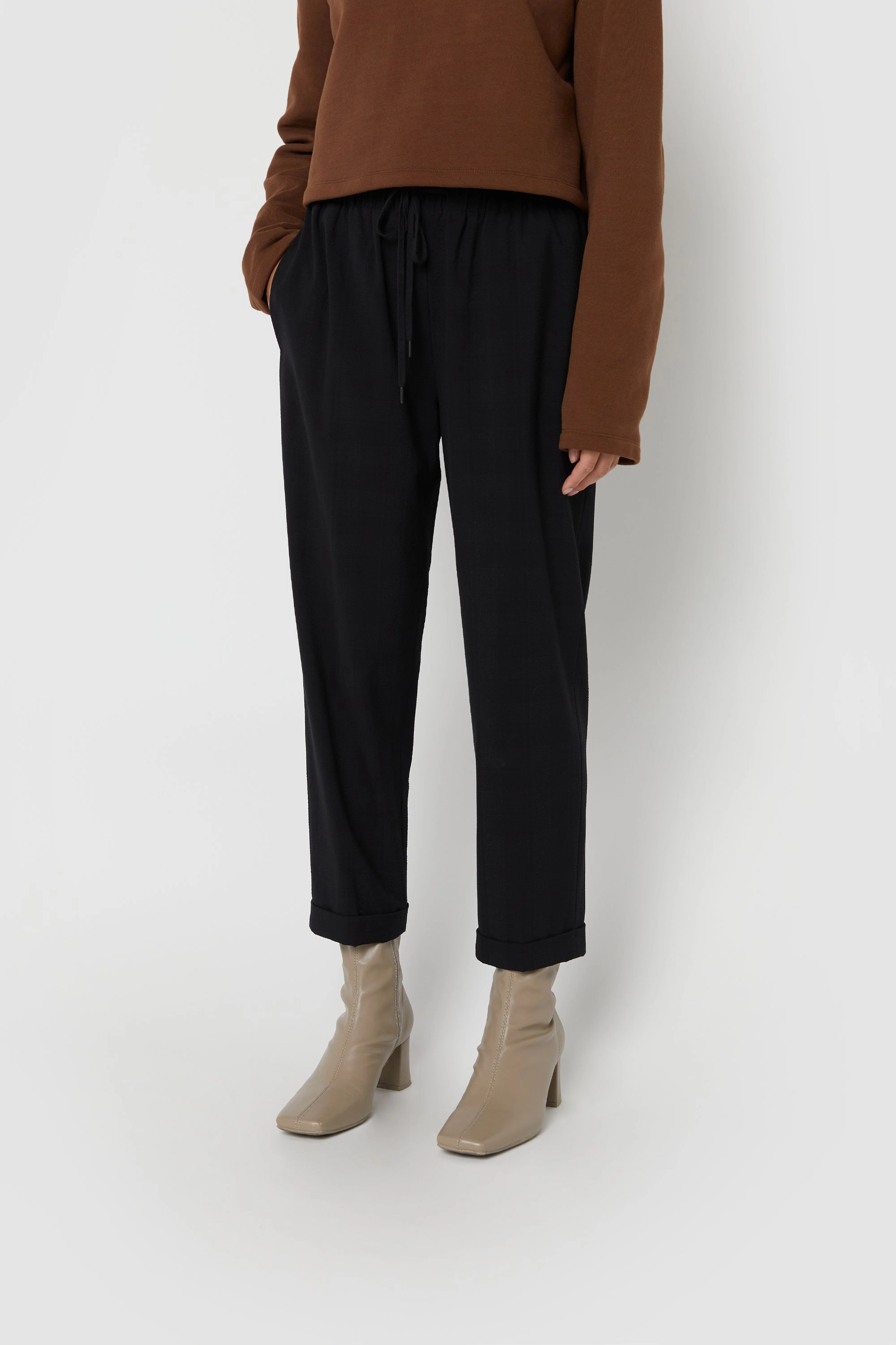 ELASTIC WAISTBAND PANT Casual Layer