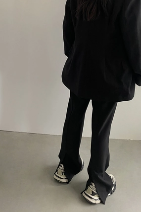 BACK SLIT TROUSER Machine washable