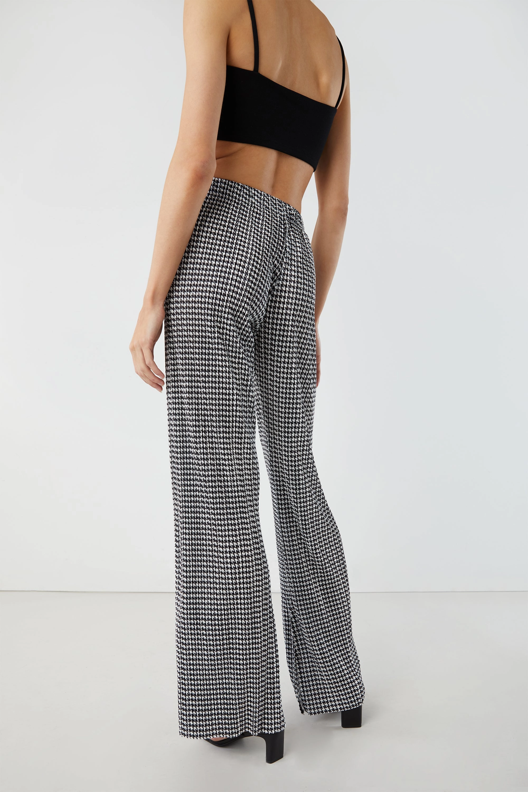FlexFoamPadding Soft Performance HOUNDSTOOTH PLEATED PANT