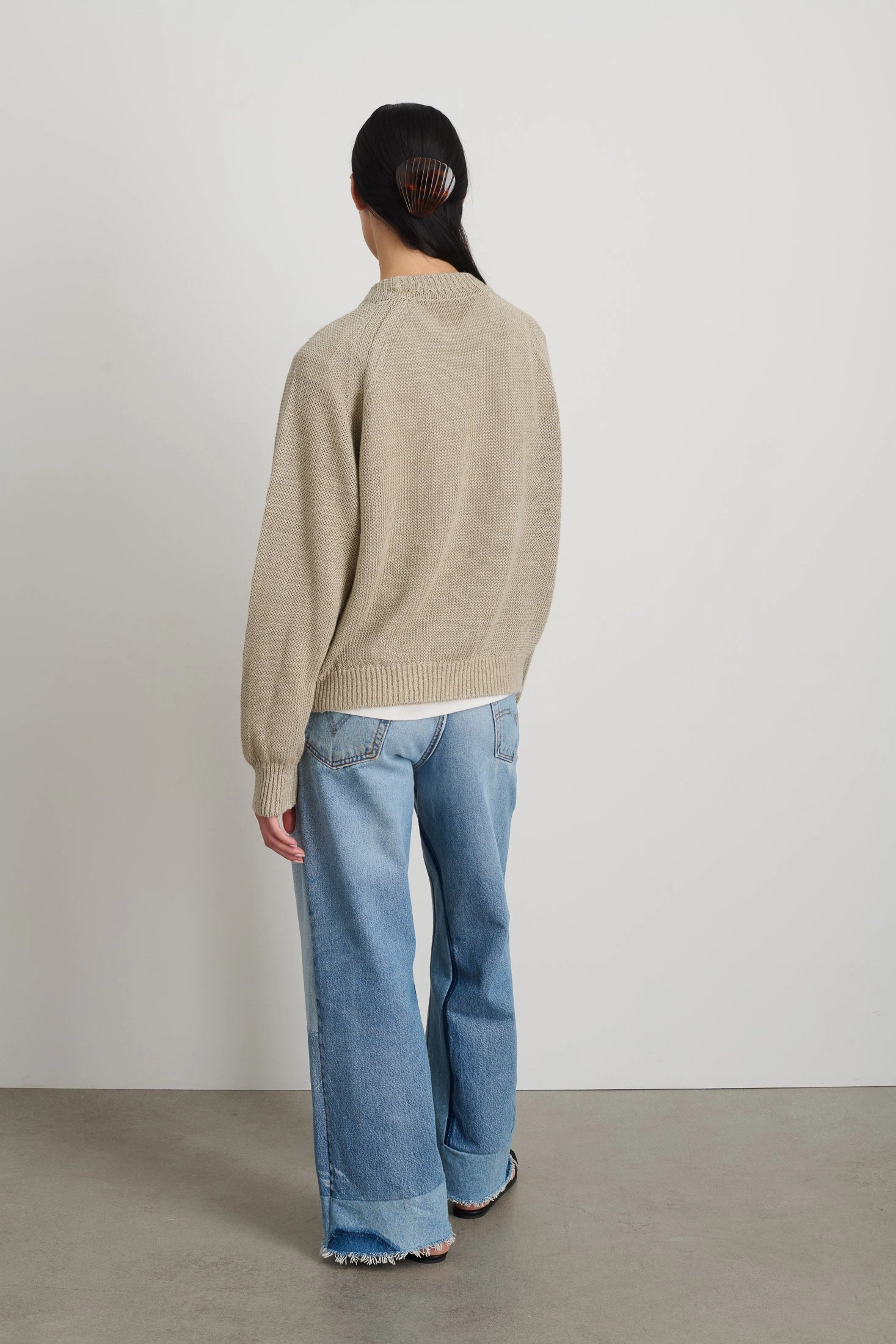 Lind Knit Crew Sand Chill Comfort