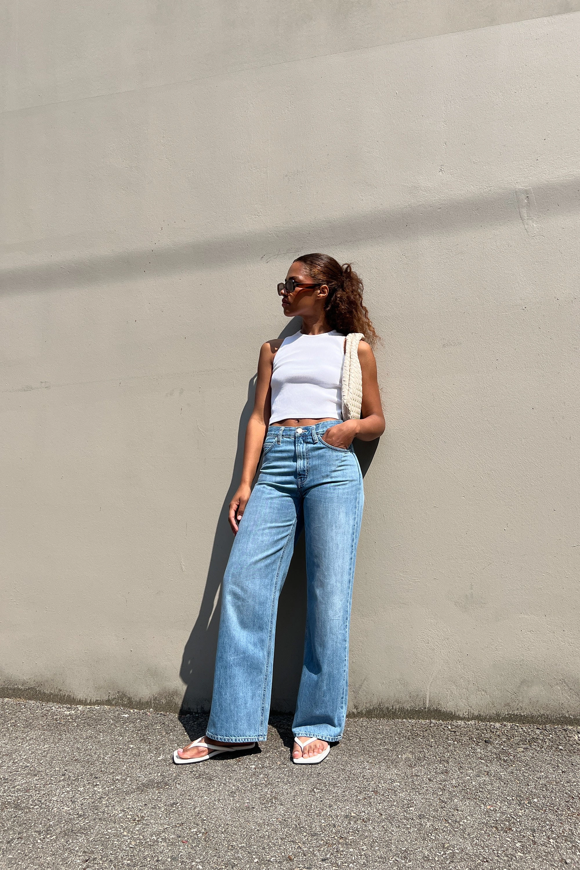 Casual Fit WIDE LEG JEAN