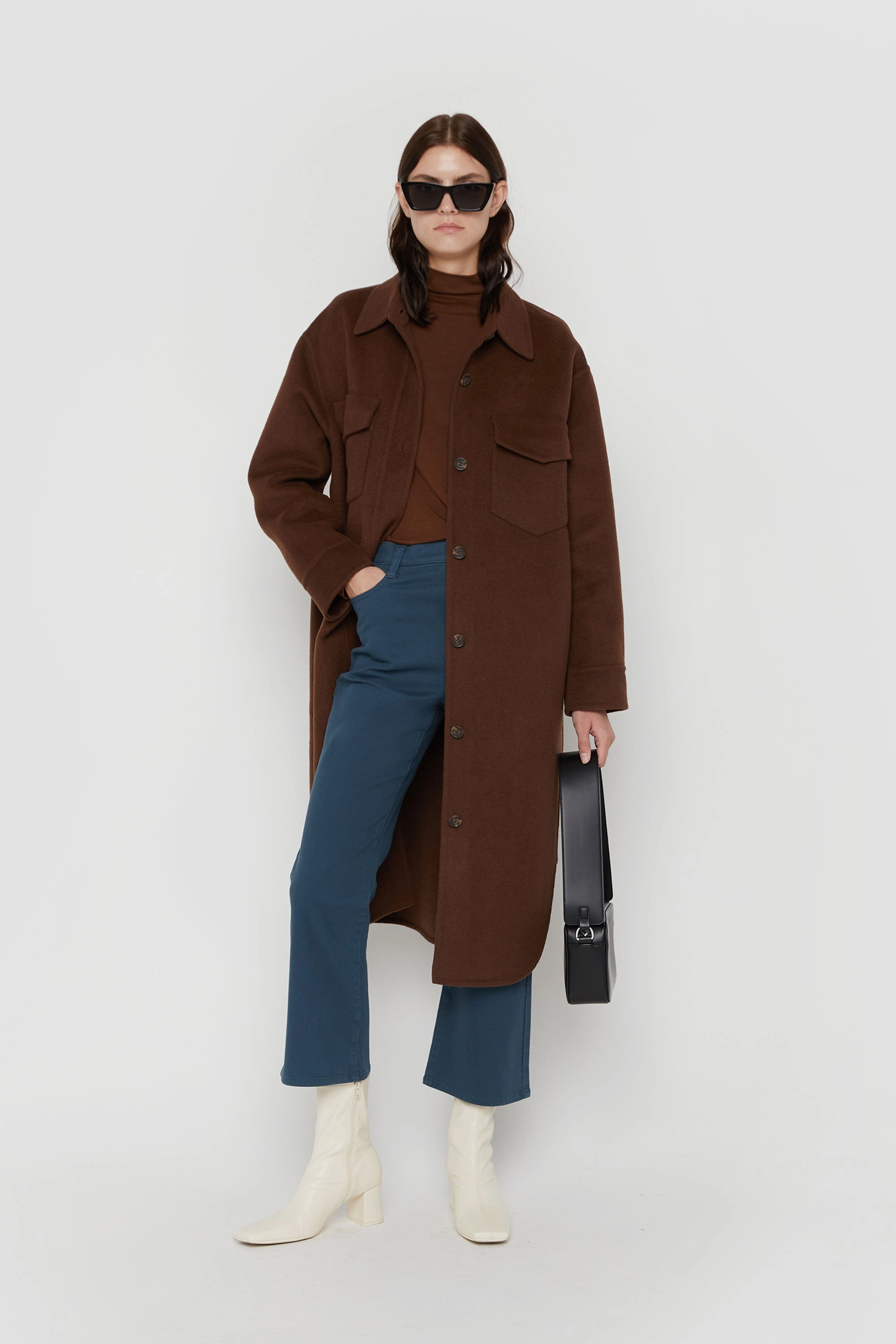 FLARED CROPPED TWILL PANT ReinforcedStitching Mesh Panel