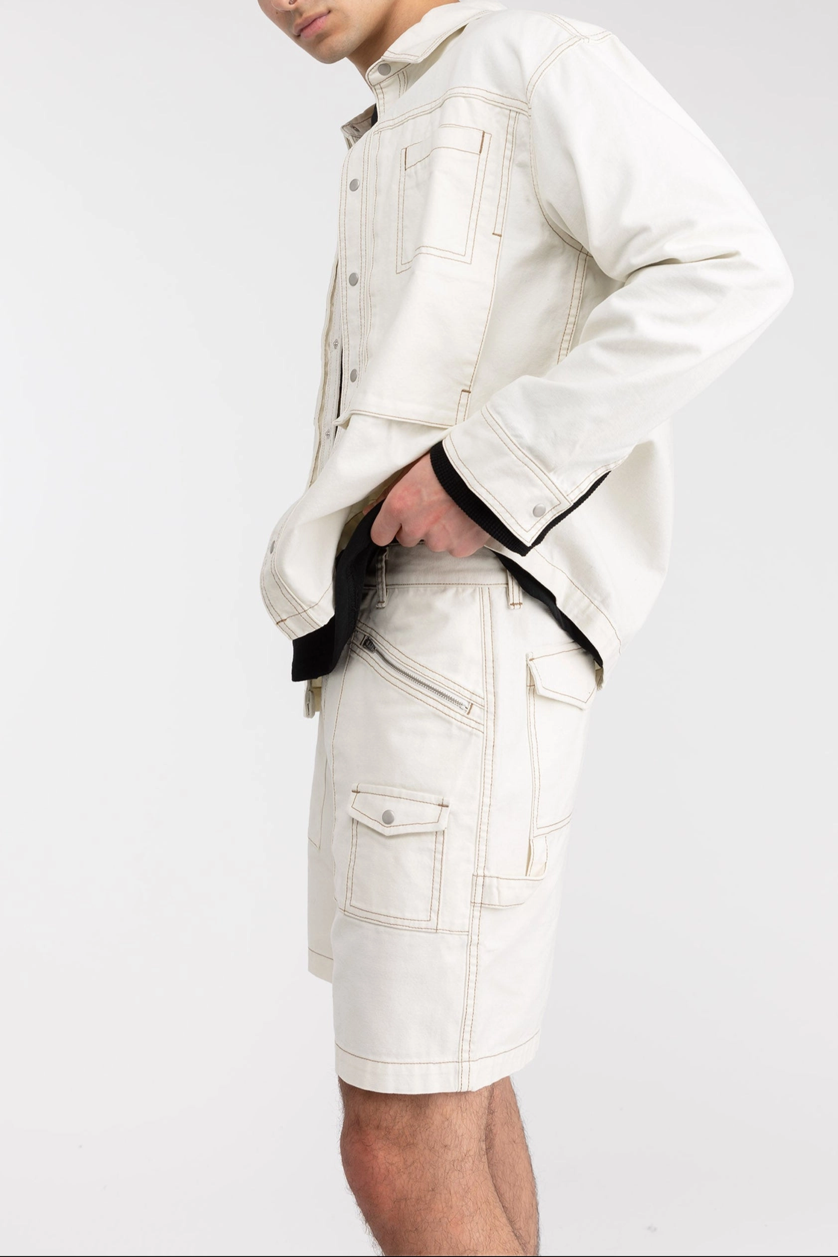 COTTON-TWILL CARGO SHORT Dynamic Flex Zones No Bulky Feel