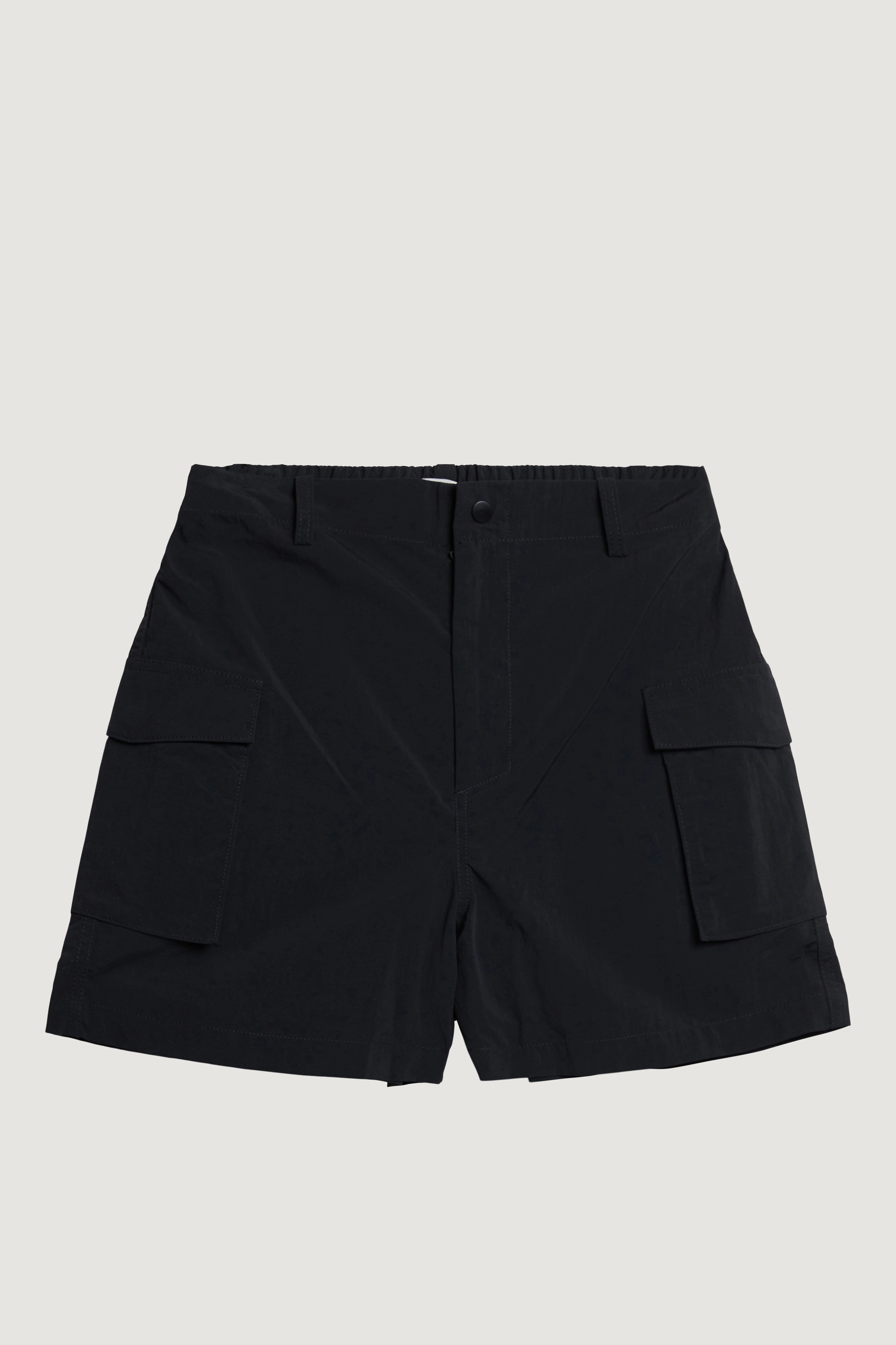 CARGO SHORT Port Pocket Design