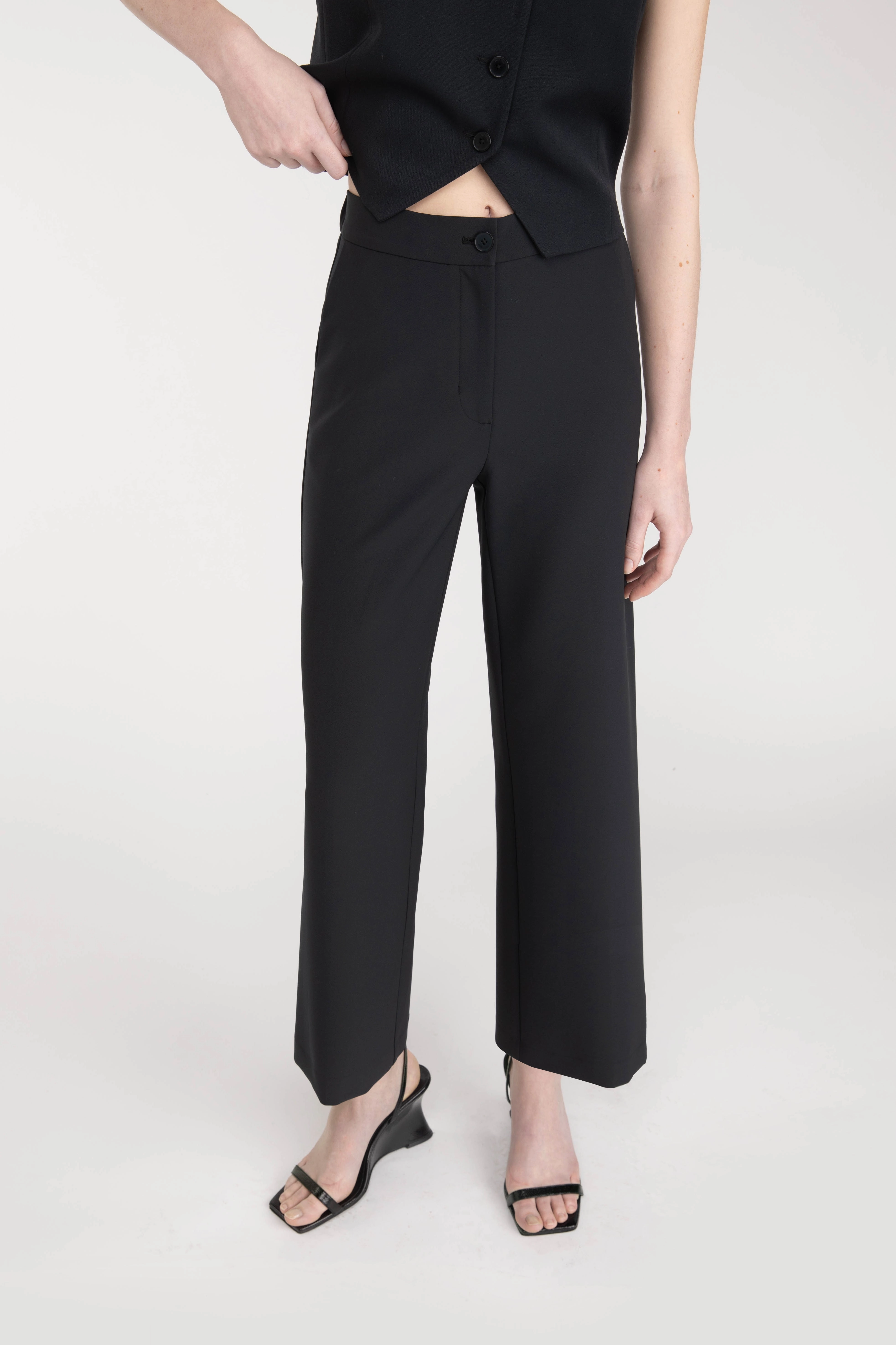 HALF ELASTIC WIDE LEG PANT Basic Look Freedom Fit