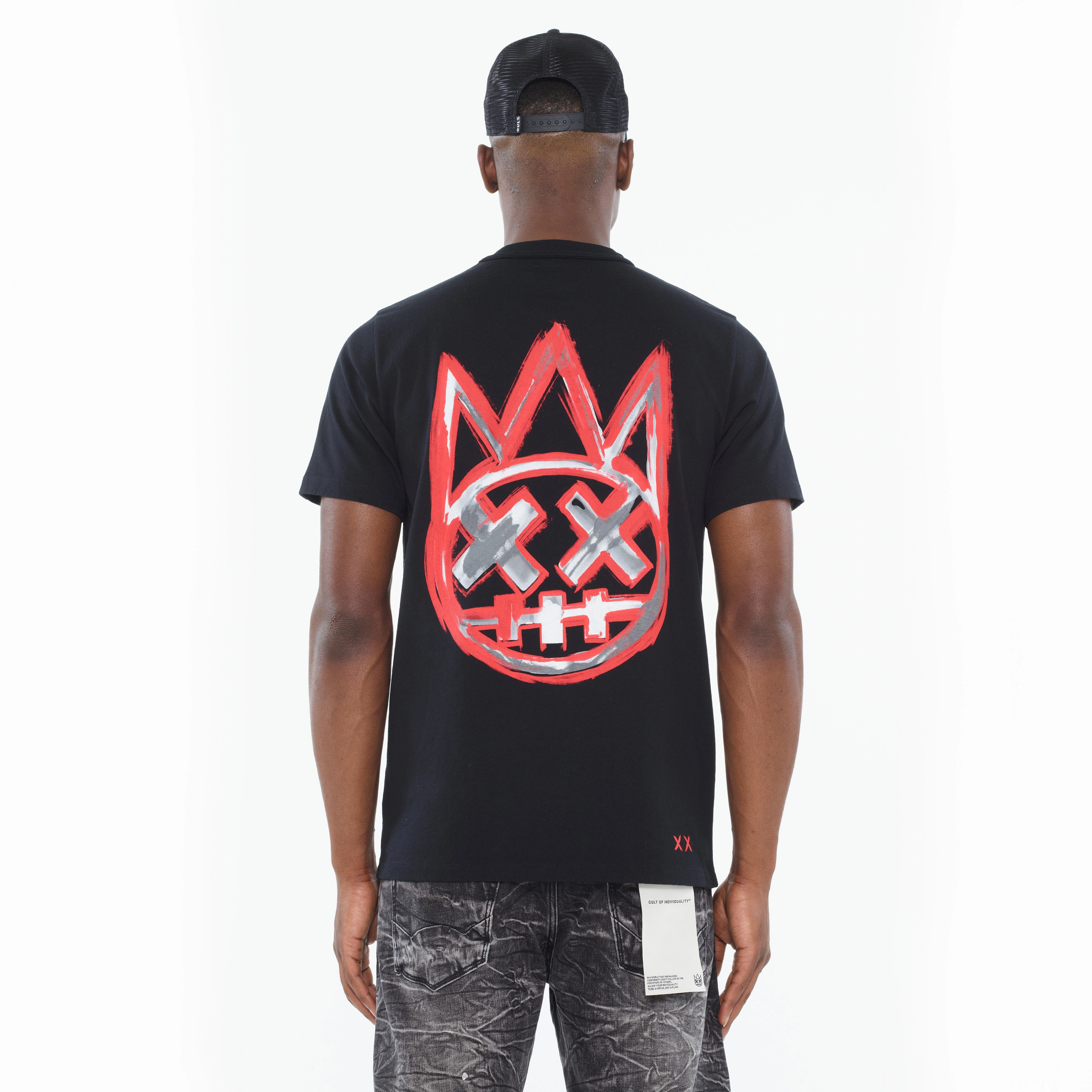 Cult's Heavyweight Short Sleeve Crew Neck Tee "Painter Logo" in Black Classic Chic