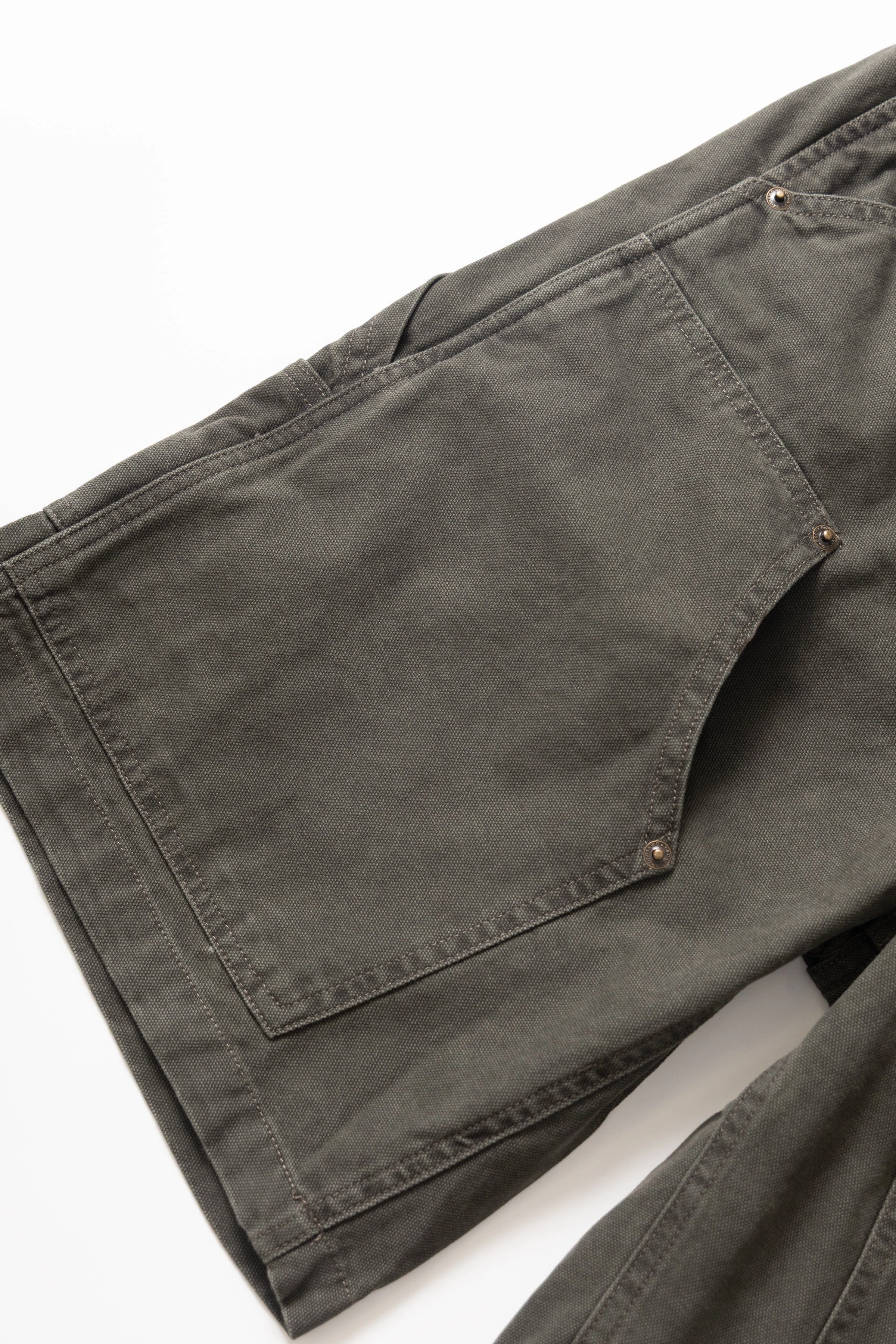 Linen blend Okonkwo MFG - Aged Canvas Carpenter Shorts - Moss Green