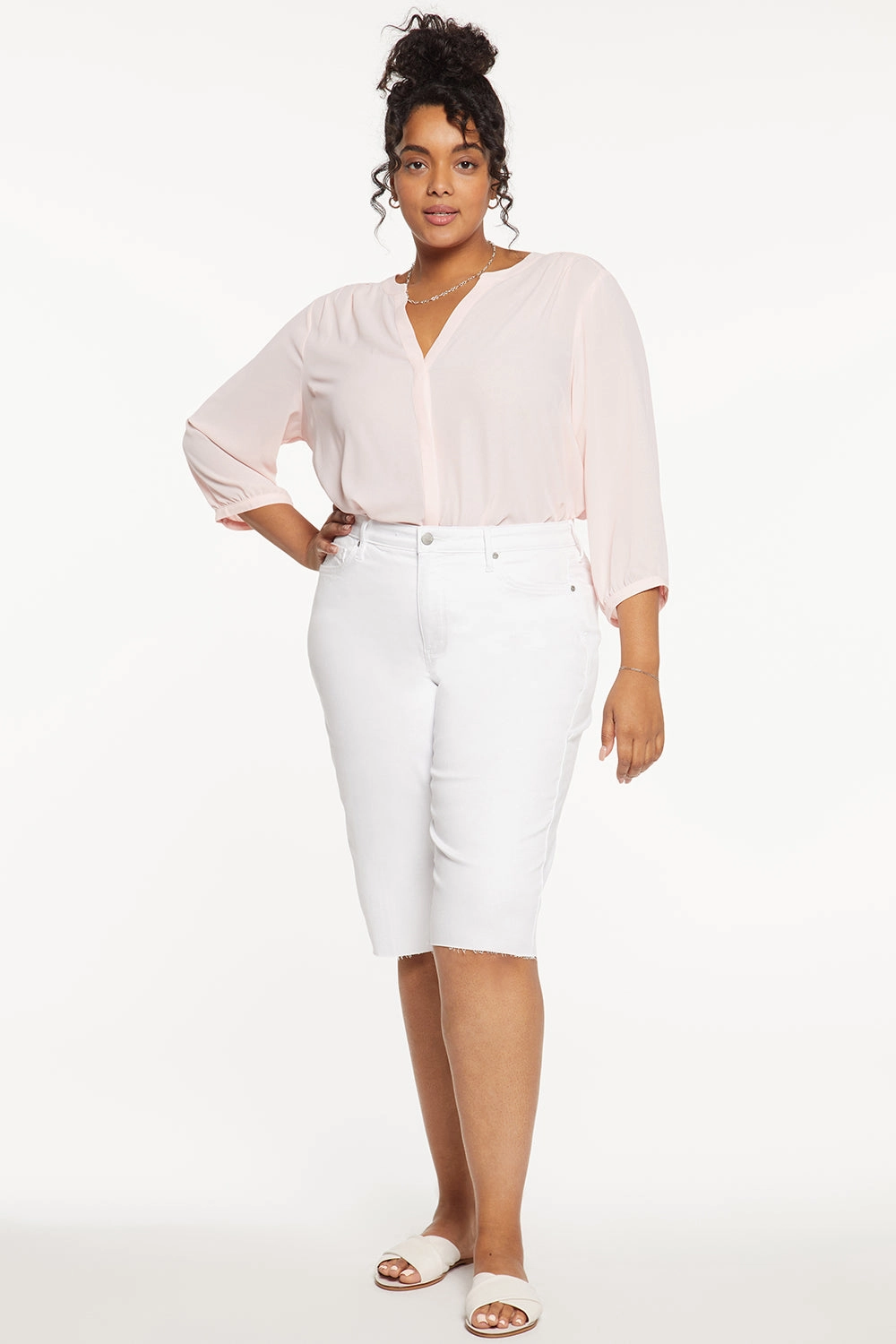 All Day Comfort Kristie '80s Bermuda Denim Shorts In Plus Size - Optic White