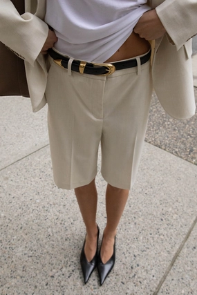 Fit Design Sporty Style LONG SUITING SHORT