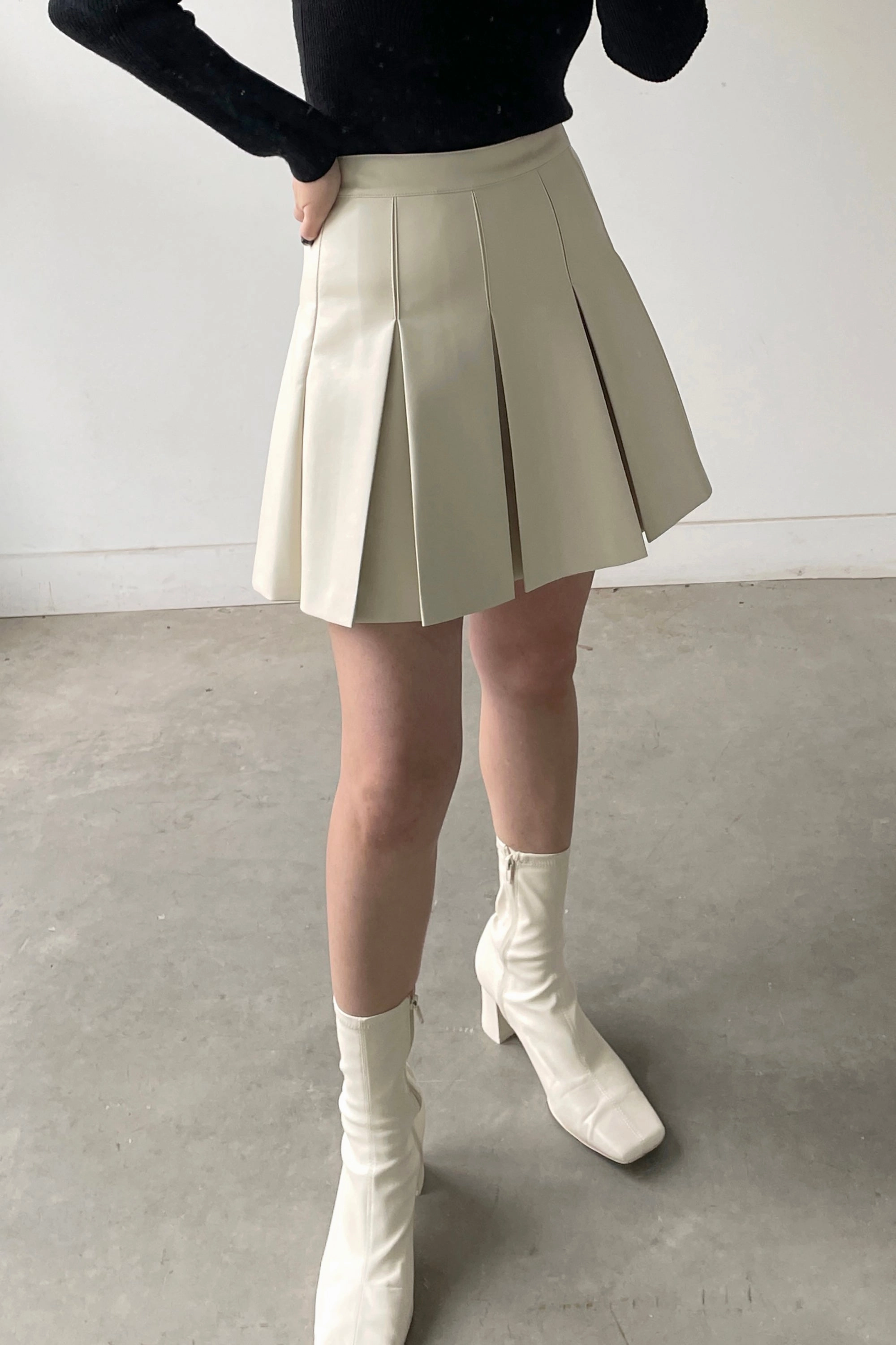 Biodegradable Fabric Asymmetrical Cut VEGAN LEATHER PLEATED MINI SKIRT