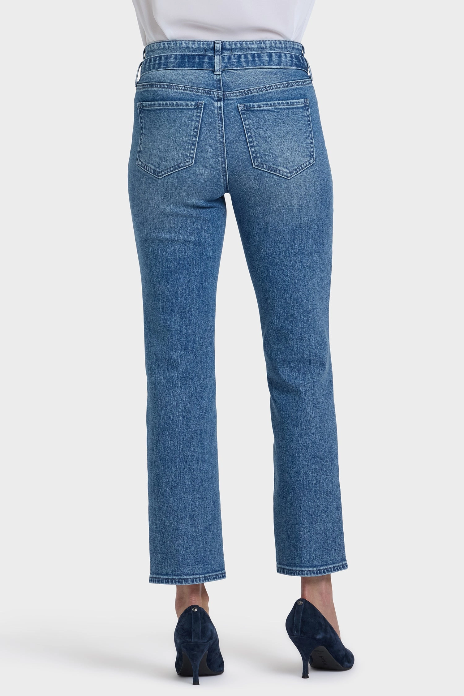Daily Clothing Marilyn Straight Ankle Jeans - Washed Crystal