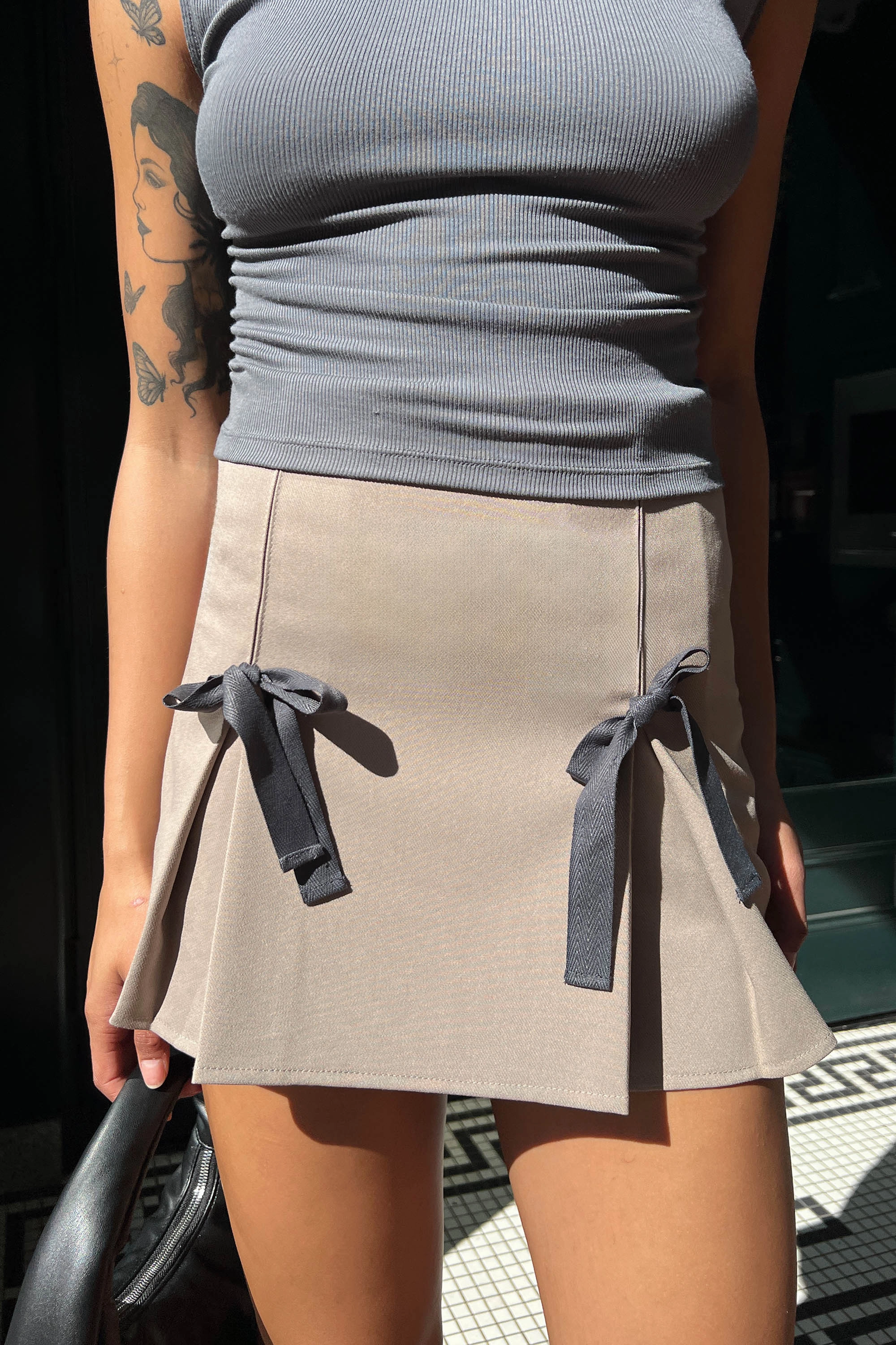 MINI SKIRT WITH RIBBONS Polished Style