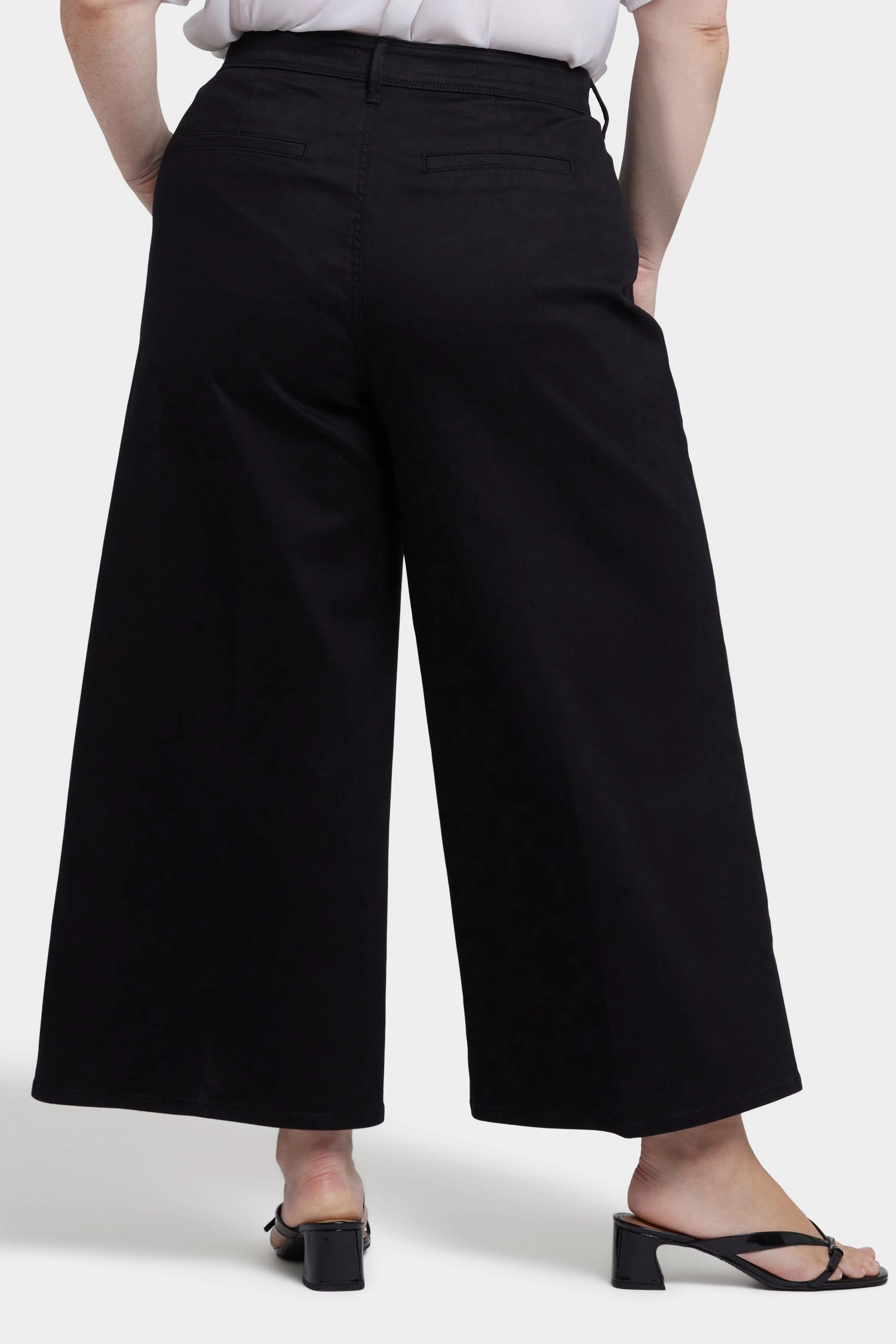 Flexible Comfort Comfortable Silhouette Mona Wide Leg Trouser Ankle Jeans In Plus Size - Black