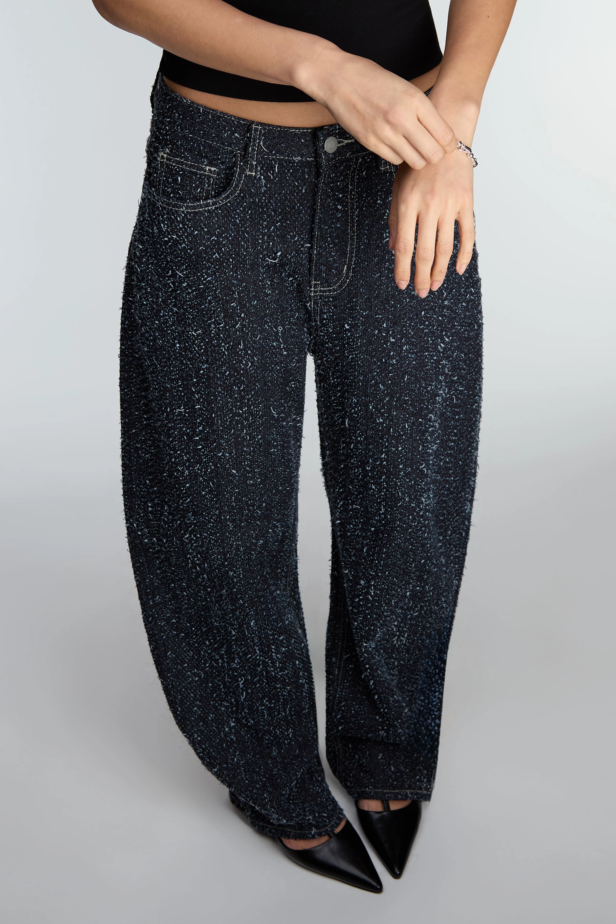 BOUCLE TEXTURED BARREL JEAN Wrinkle Resistant Street Utility