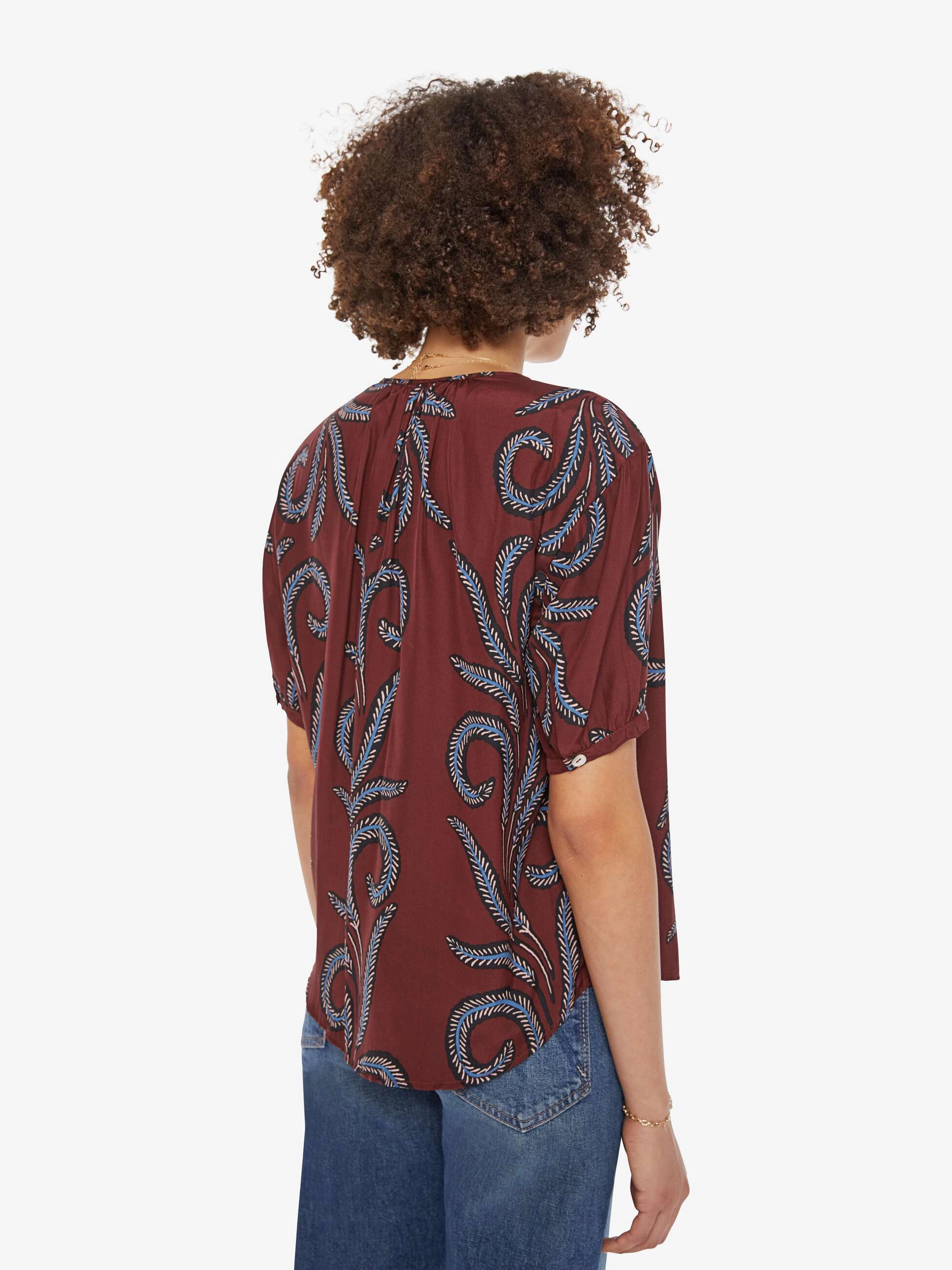 Performance Fabric Yoke Design Natalie Martin Violet Top - Feather Bordeaux