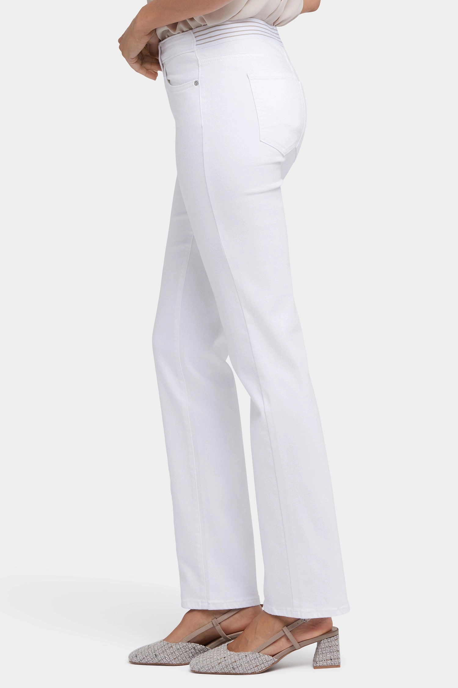 No Gapper? Marilyn Straight Jeans In Petite - Optic White Base Style Move With Ease