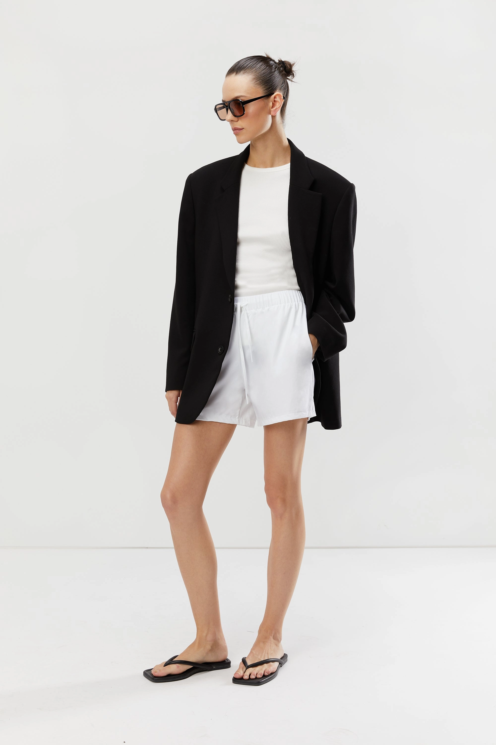 NYLON SHORT Minimalist Look Multi Panel Construction