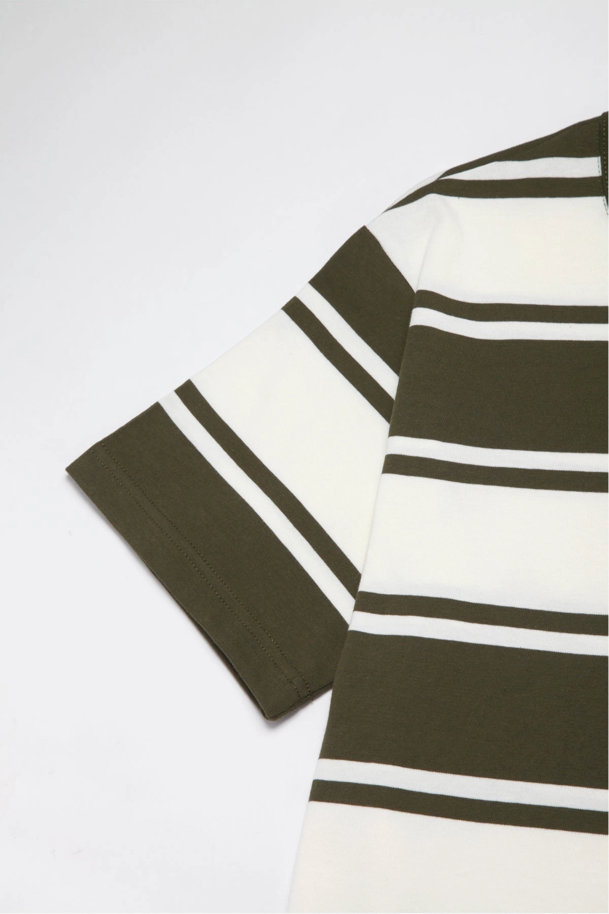 Quick Comfort Fit Okonkwo MFG - Short Sleeve Striped Tee - Olive/White