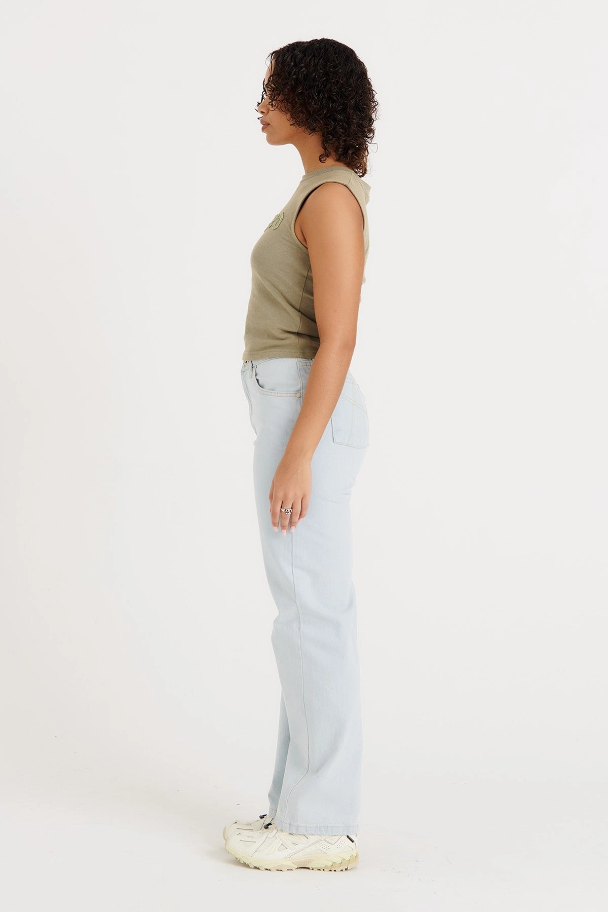 Relaxed Design Style Weekend Warrior Smooth Organic Dad Jeans Stonewash