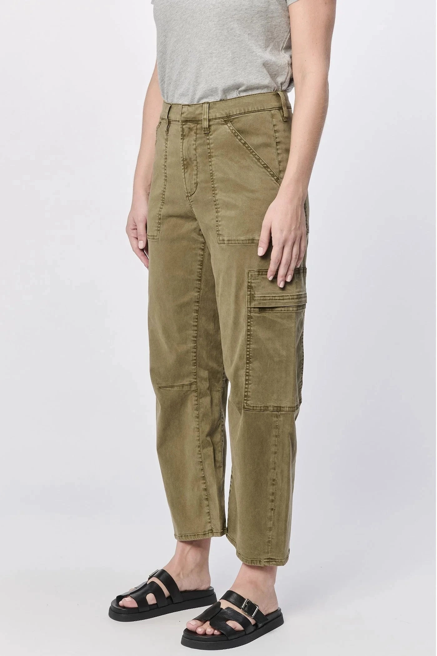 Neutral Look Dear John Lasso Barrel Fit Pant